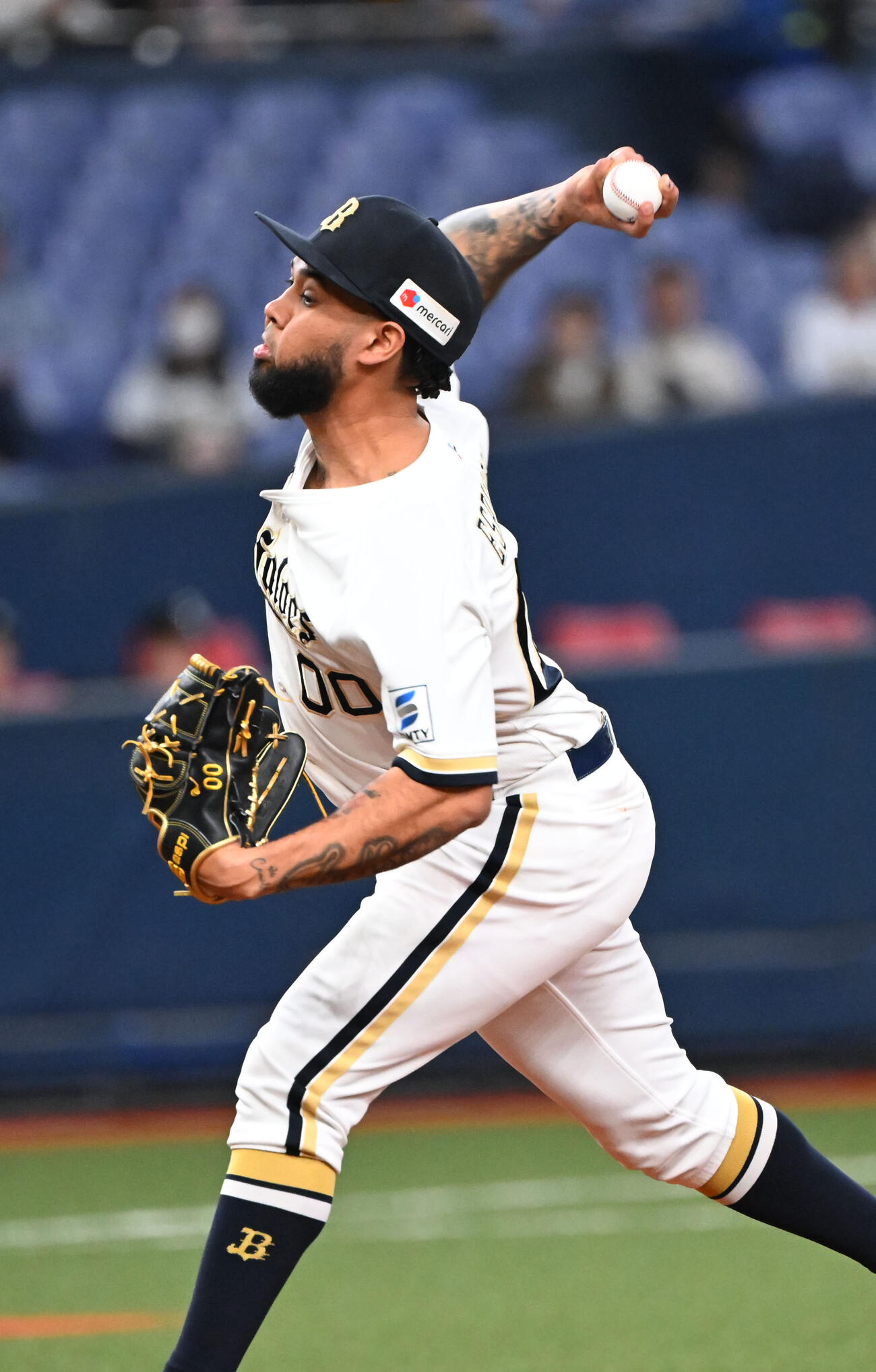 オリックス対西武　先発するオリックス・エスピノーザ（撮影・和賀正仁）