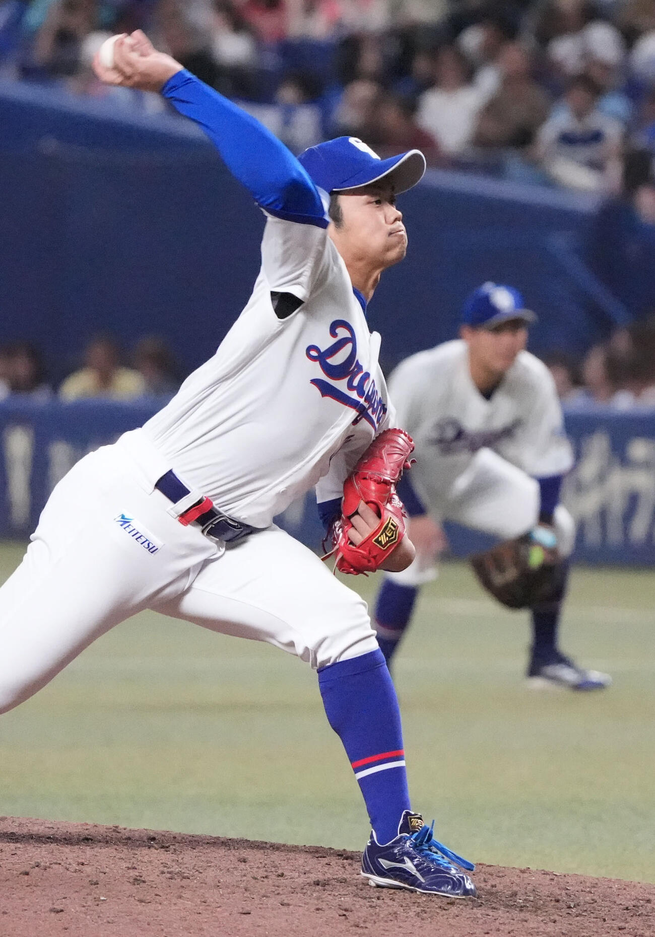 中日対広島　7回表、中日3番手で登板する根尾（撮影・森本幸一）