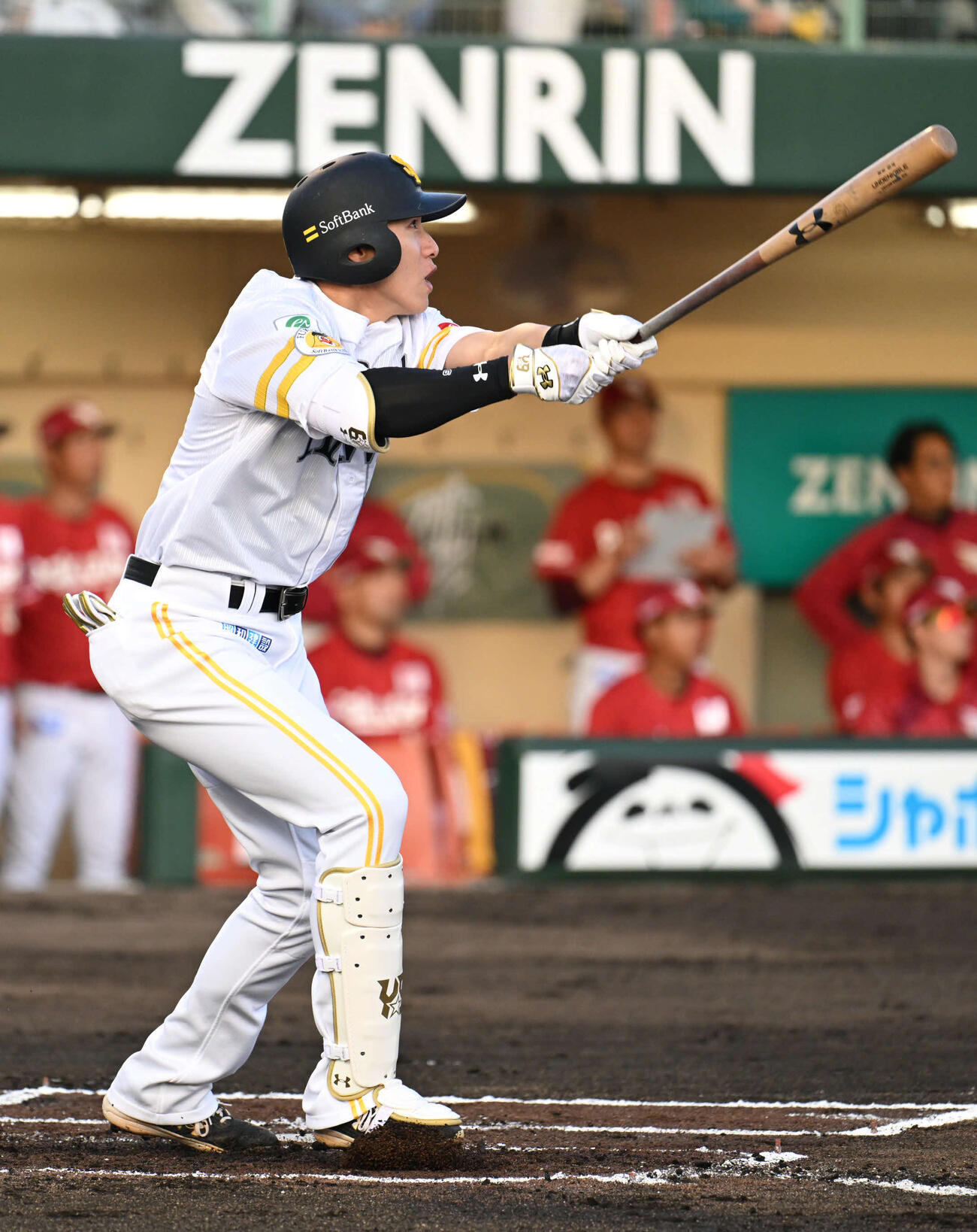 ソフトバンク対楽天　1回裏ソフトバンク1死二、三塁、柳田は先制3点本塁打を放つ（撮影・林敢治）