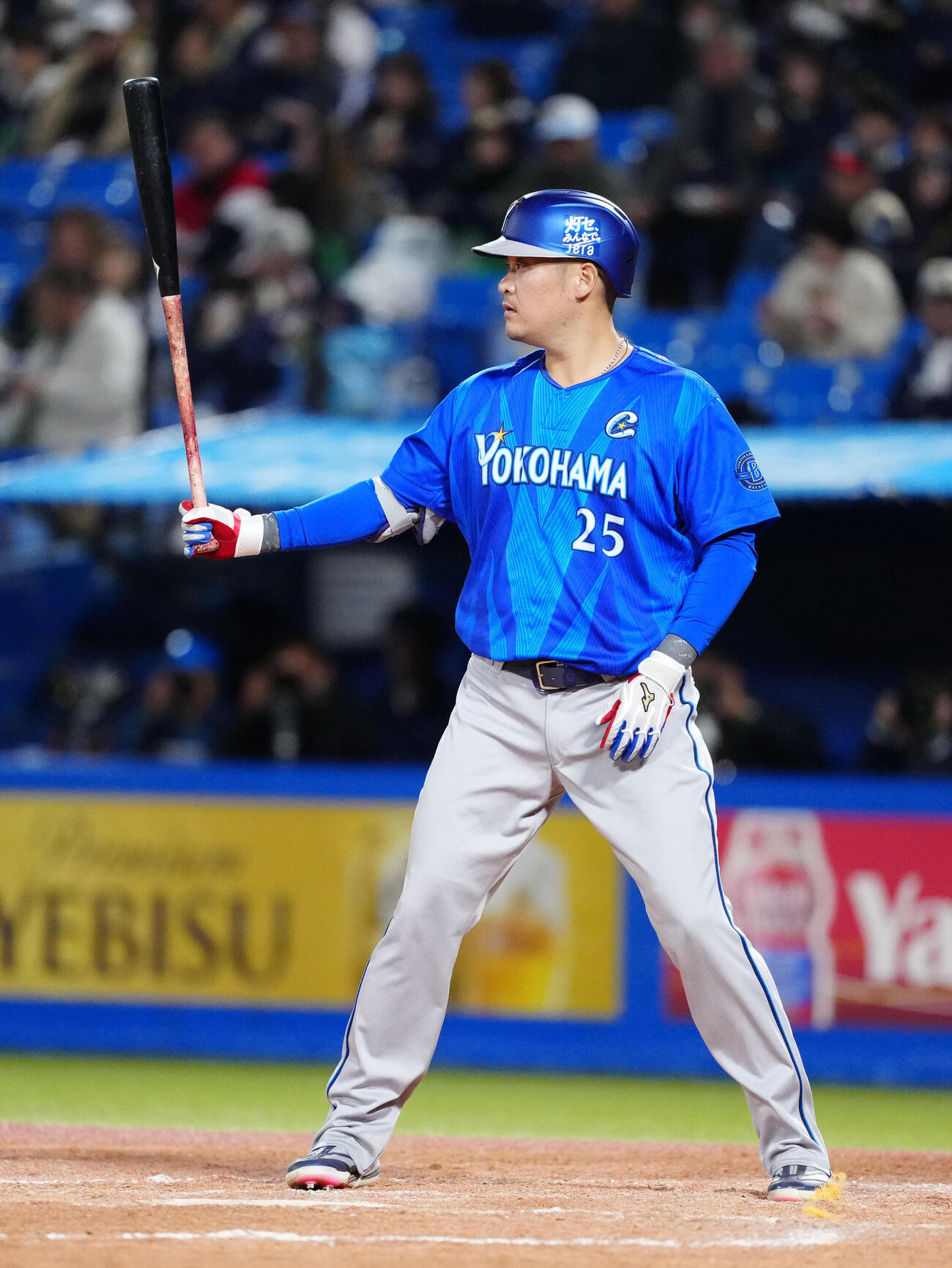 ヤクルト対DeNA 8回表DeNA2死一塁、打席に立つ代打筒香（撮影・江口和貴）