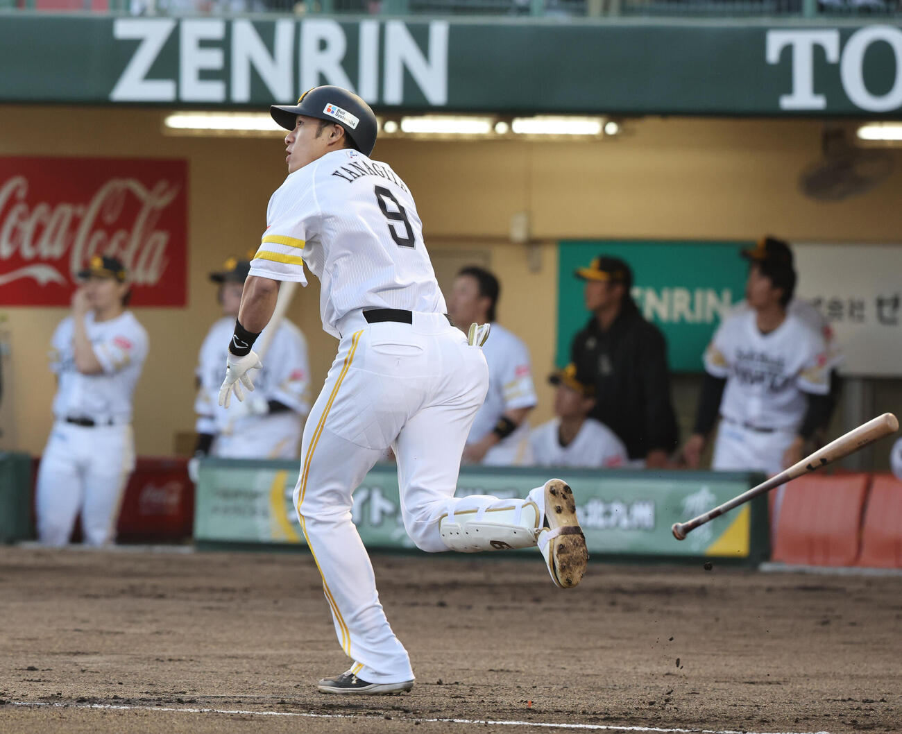 ソフトバンク対楽天　1回裏ソフトバンク1死二、三塁、柳田は左中間に先制3点本塁打を放つ（撮影・梅根麻紀）