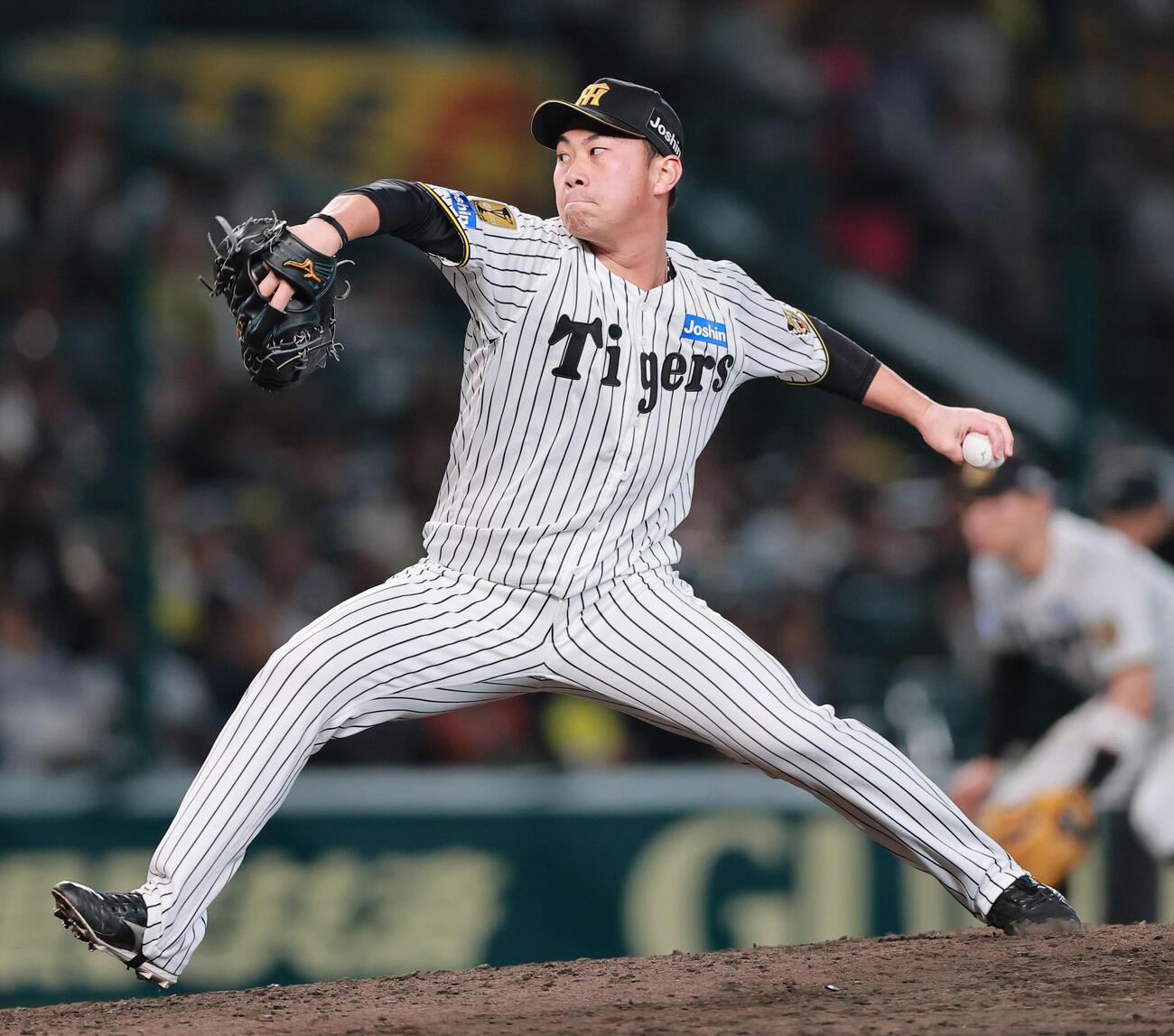 阪神対巨人　7回表に登板する阪神桐敷（撮影・上山淳一）