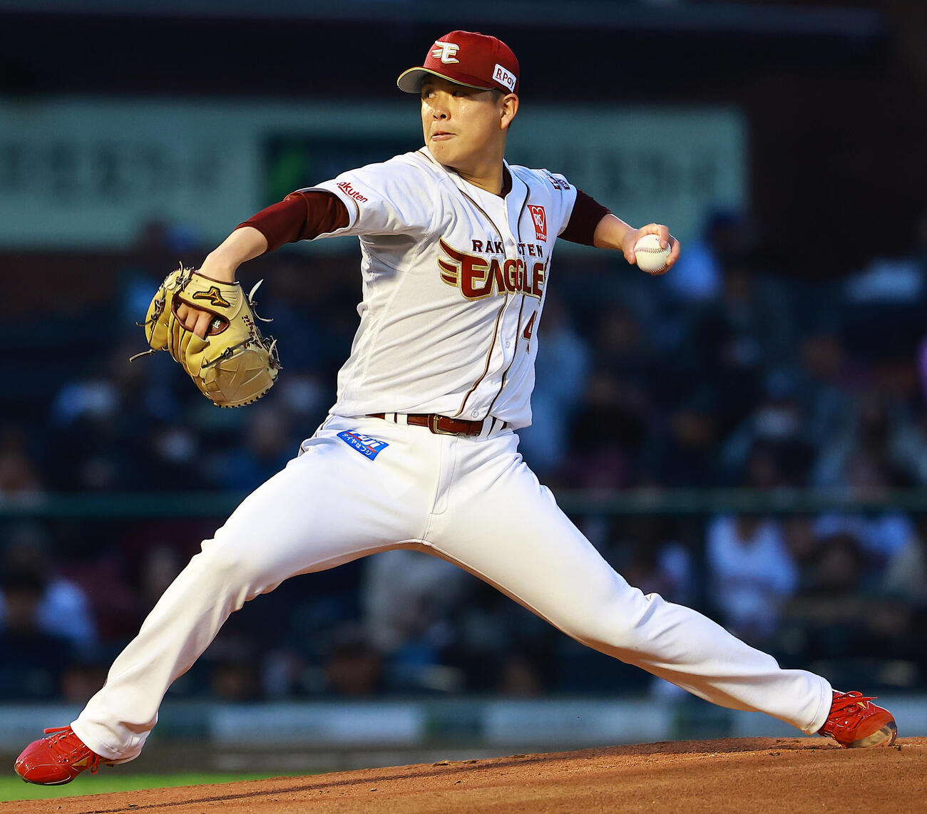 楽天対ロッテ　楽天先発の藤井（撮影・野上伸悟）