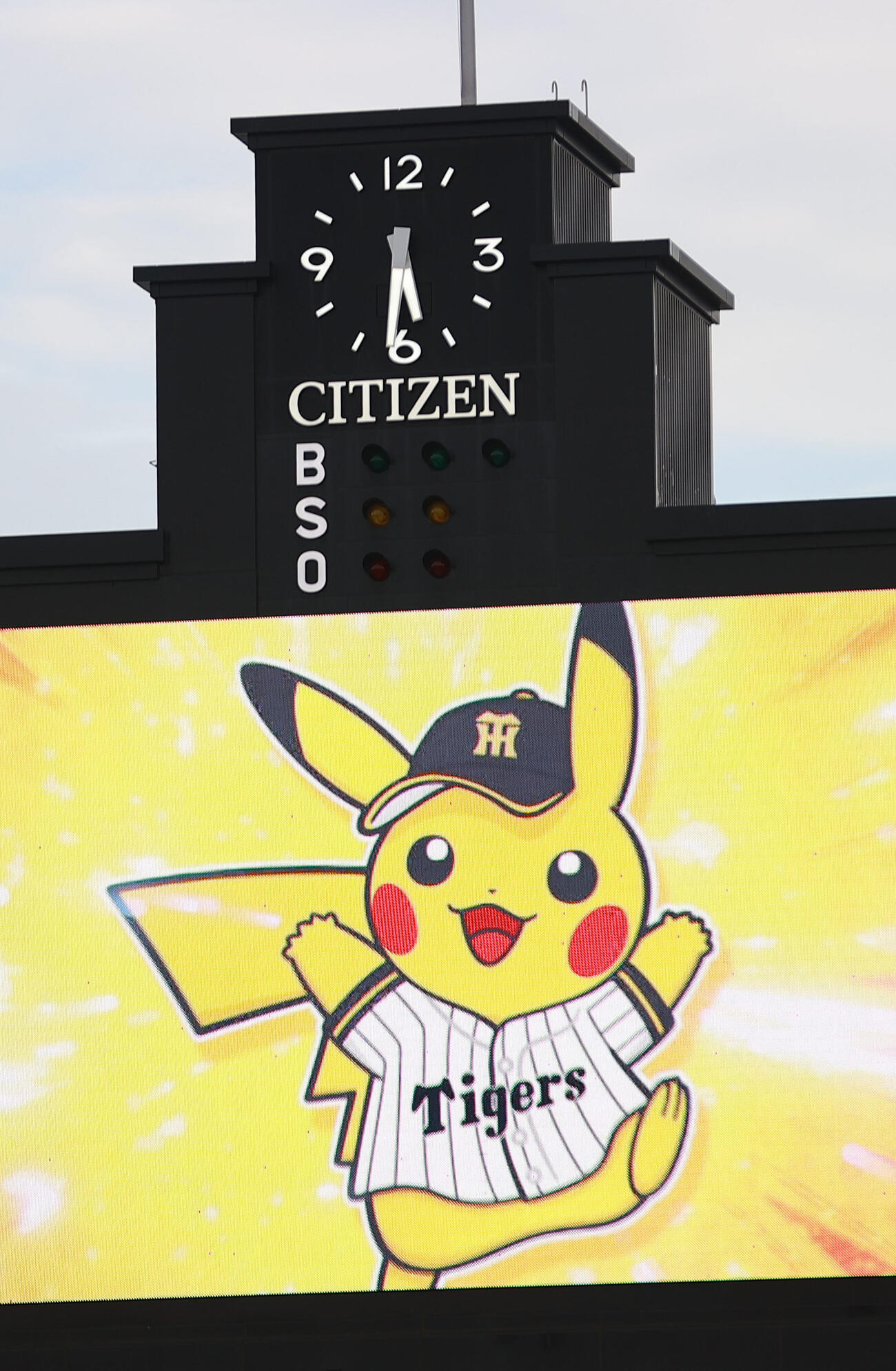 阪神対中日　ポケモンの特別演出で盛り上がる甲子園球場（撮影・上山淳一）