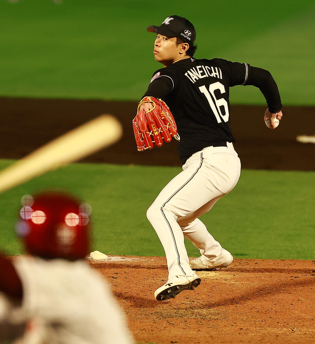 楽天対ロッテ　ロッテ先発の種市（撮影・野上伸悟）