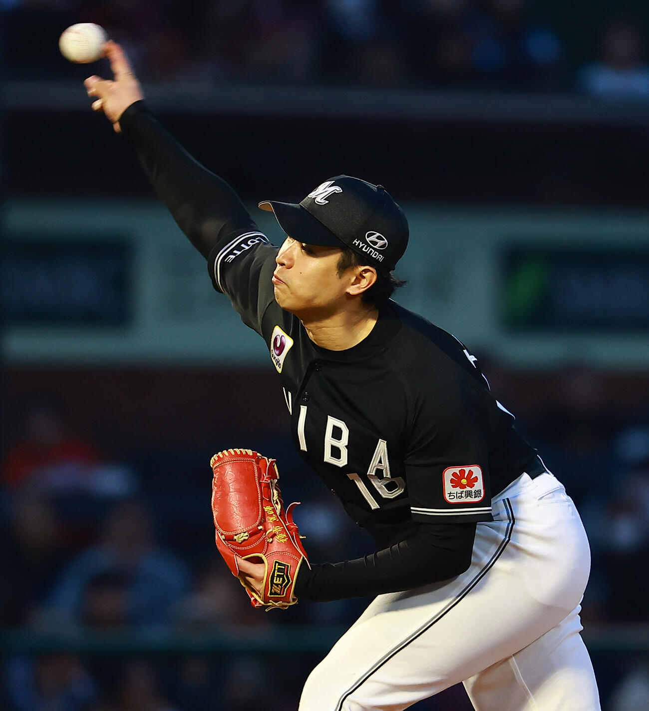 楽天対ロッテ　ロッテ先発の種市（撮影・野上伸悟）