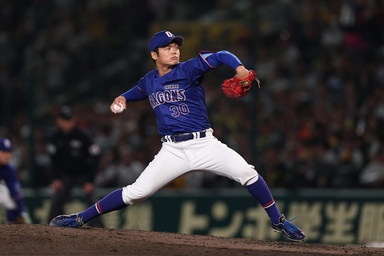 阪神対中日　中日2番手の根尾（撮影・前田充）