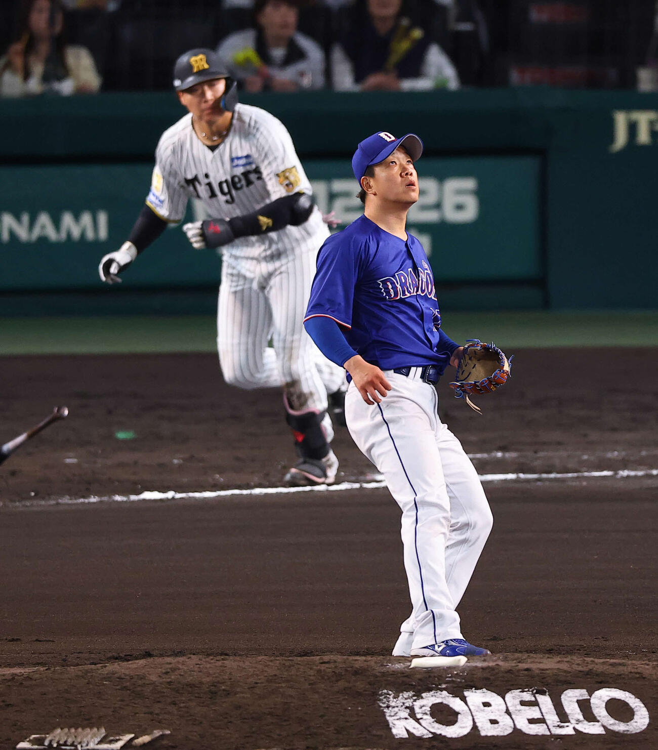 阪神対中日　6回裏阪神無死三塁、柳は大山に同点適時打を浴びる（撮影・上田博志）