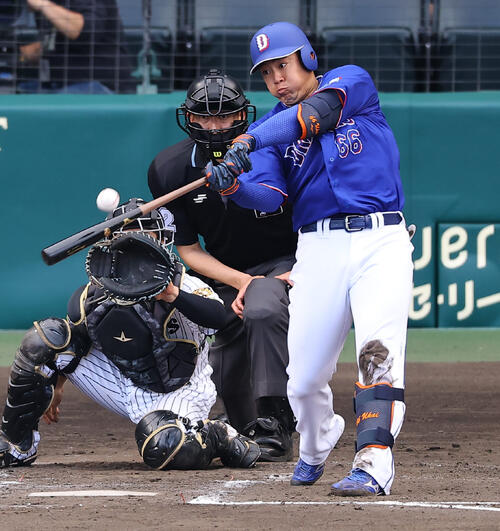 中日】“ロマン砲”期待通り！今季初出場の鵜飼航丞2打席目で1号2ラン