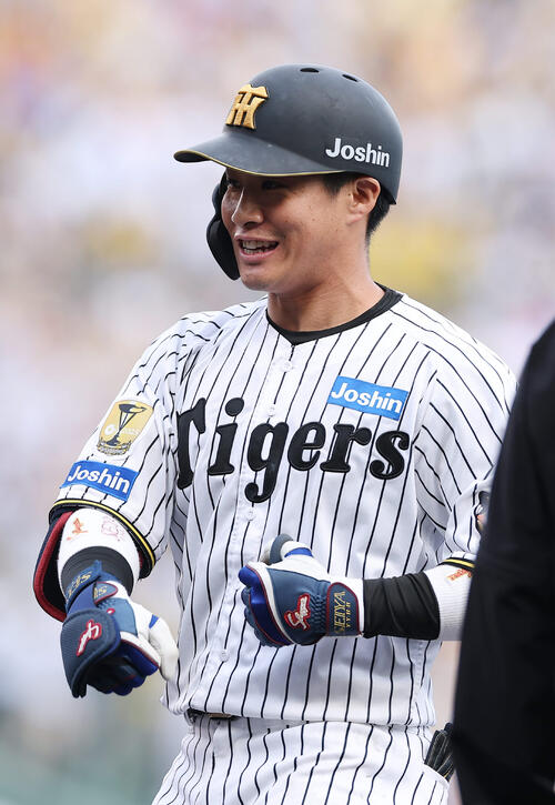 中日ドラゴンズ 阪神タイガース プラチナシート 最前列《通路側》 4⁄12