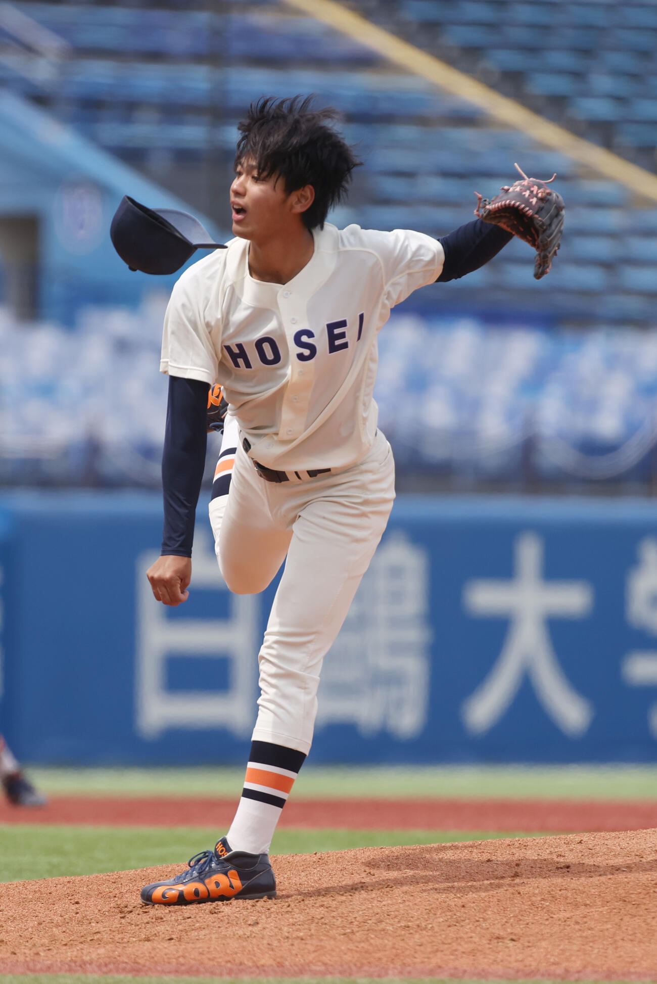 法大対立大　先発した法大・助川（撮影・柴田隆二）