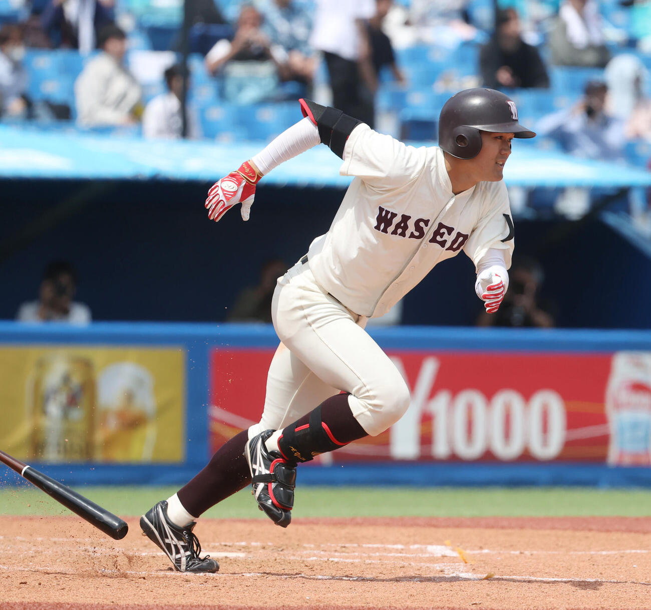 東大対早大　5回裏早大無死、阿部は二塁ゴロに倒れる（撮影・柴田隆二）