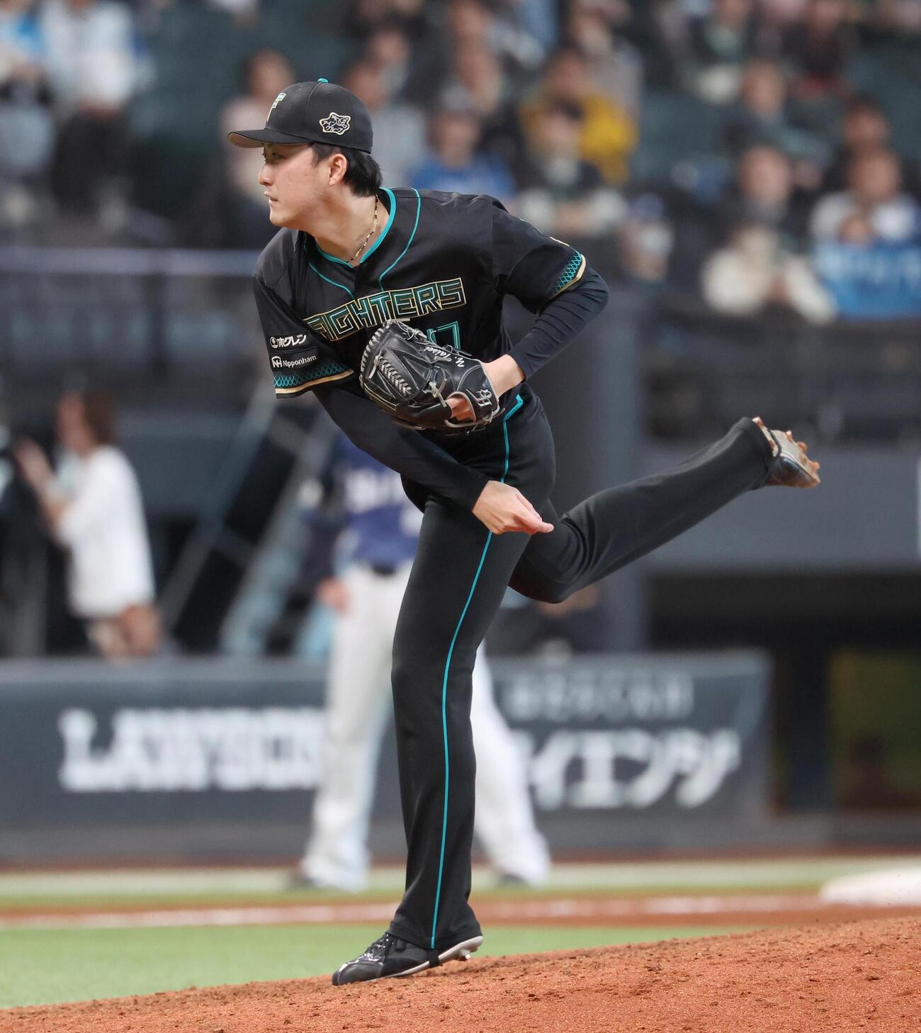日本ハム対西武　9回に登板の柳川（撮影・黒川智章）