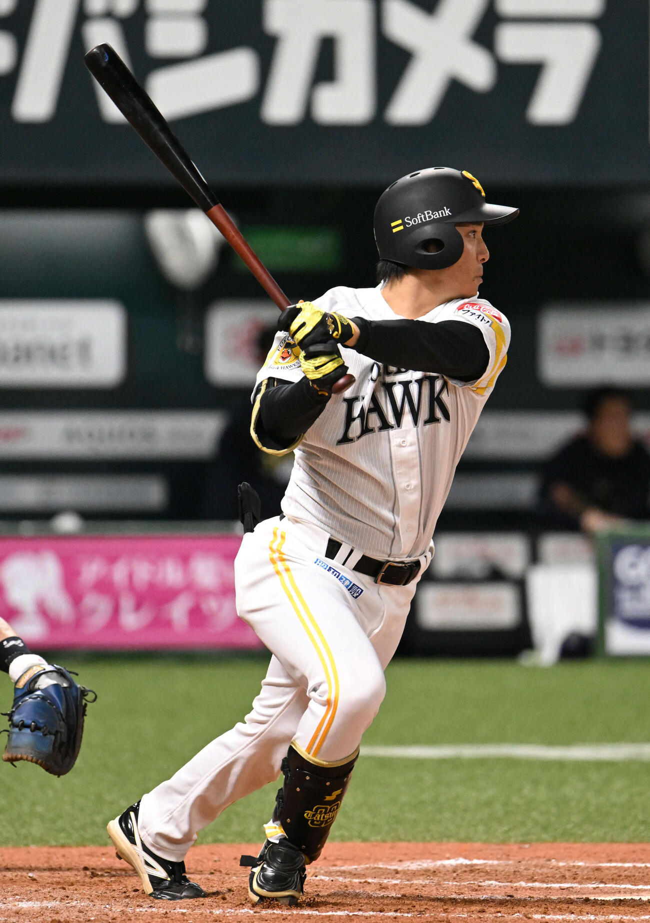 ソフトバンク対オリックス　7回裏ソフトバンク2死一、三塁、柳町は適時二塁打を放つ（撮影・林敢治）