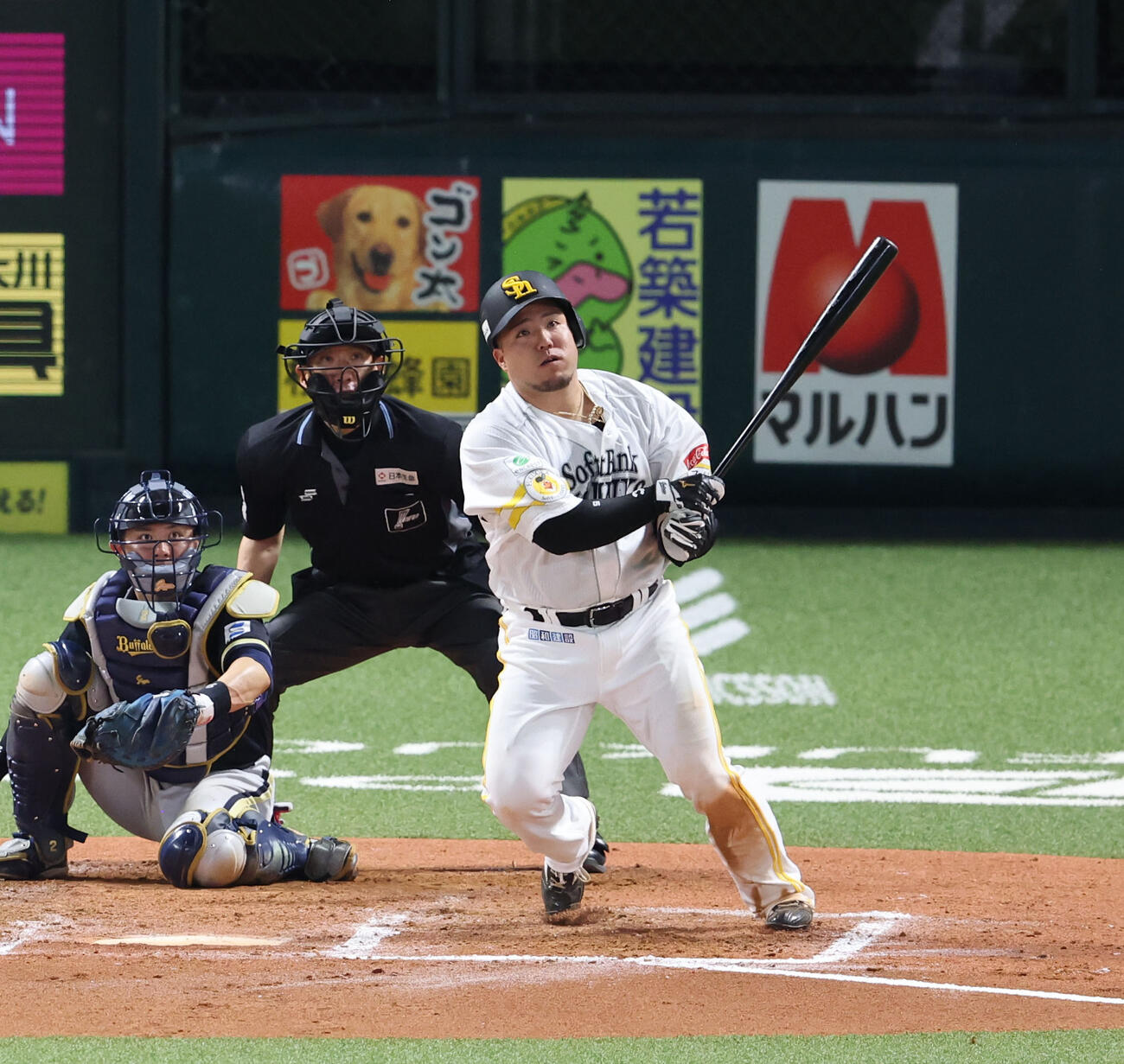 ソフトバンク対オリックス　7回裏ソフトバンク2死一、二塁、山川は左前適時打を放つ（撮影・梅根麻紀）