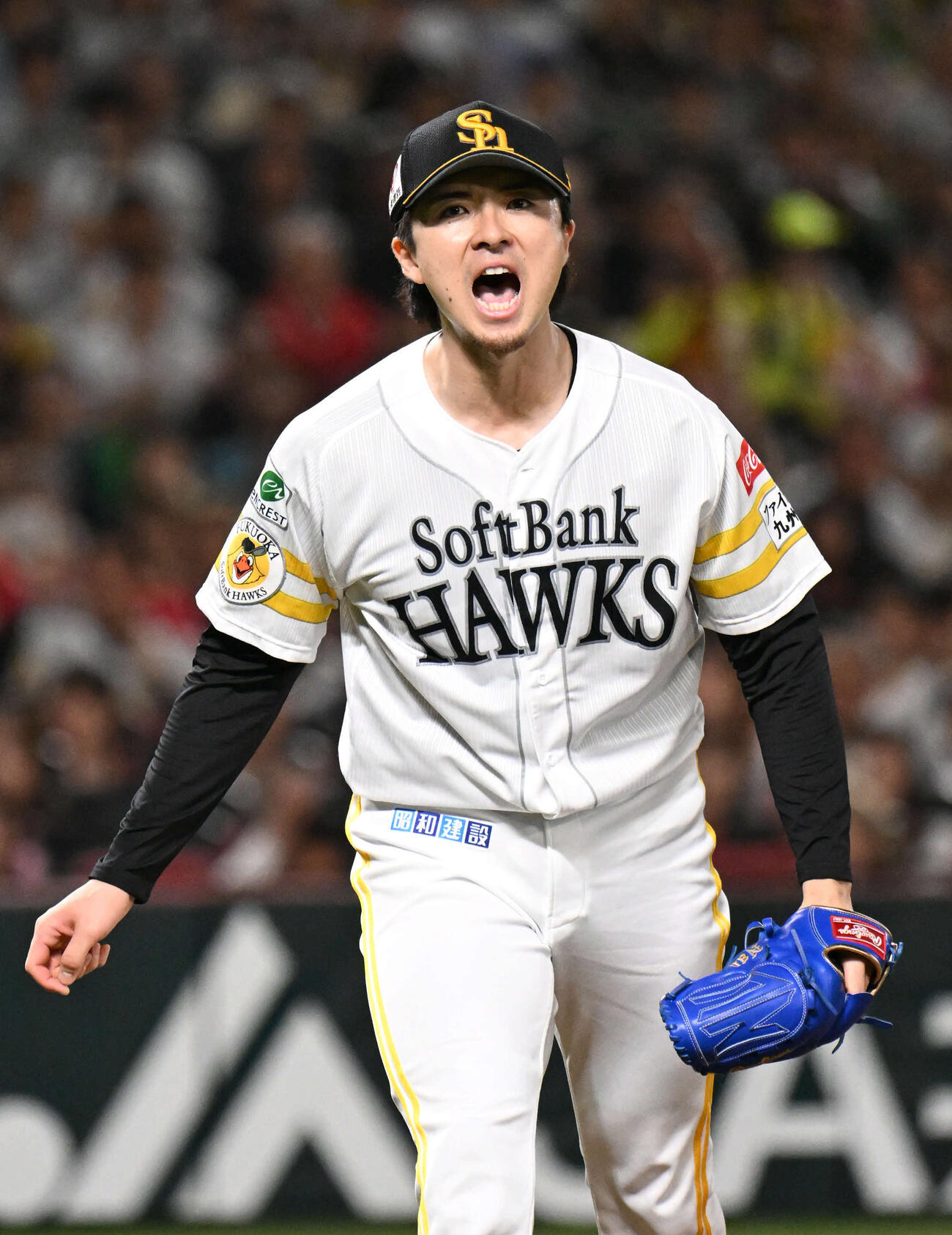 ソフトバンク対オリックス　8回表オリックス2死、打者宗を三振に仕留めほえる上沢（撮影・林敢治）