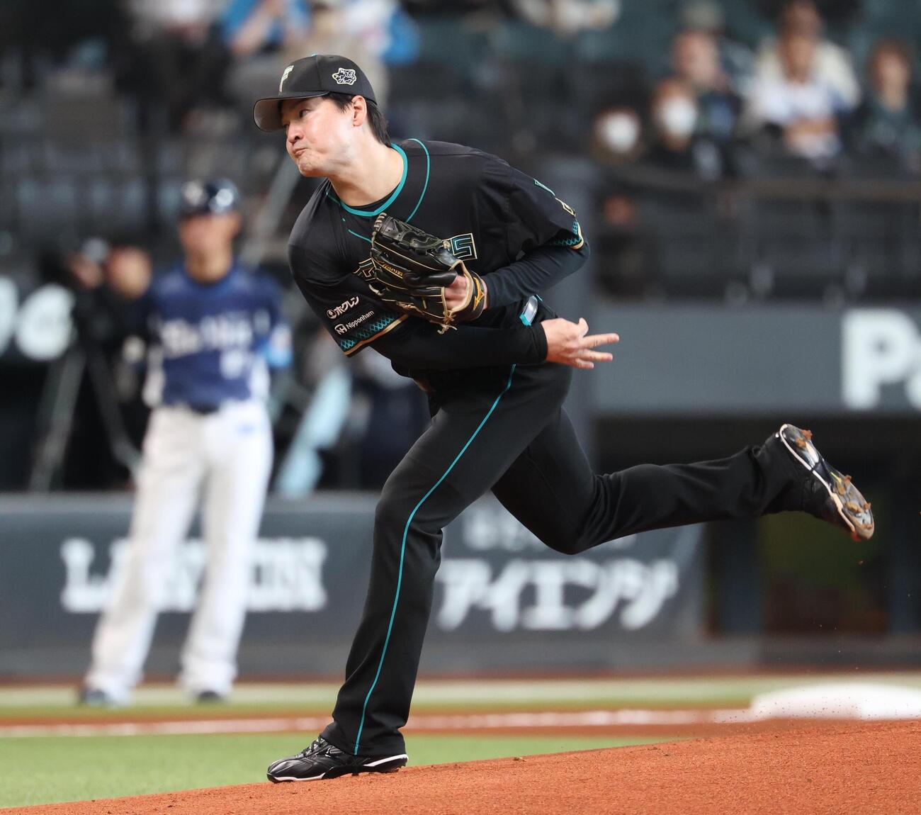 日本ハム対西武　日本ハム先発の有原（撮影・黒川智章）