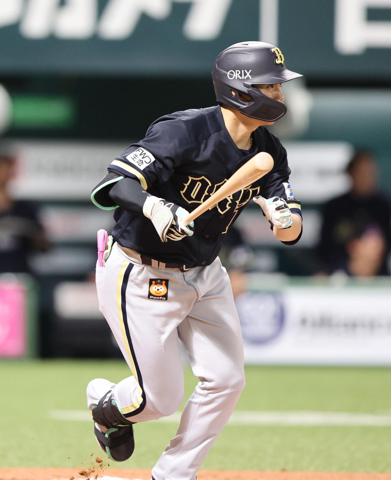 ソフトバンク対オリックス　9回表オリックス1死二塁、西川は中前に勝ち越し適時打を放つ（撮影・梅根麻紀）