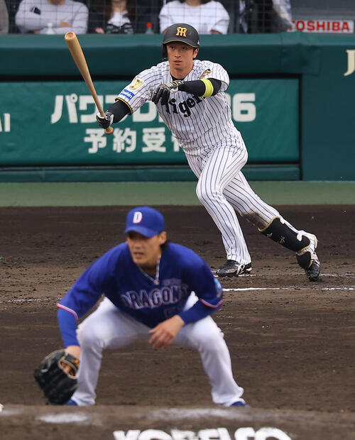 【阪神】近本光司が右前へ勝ち越し打決める！　６回の２死三塁、斎藤綱記の低め変化球を運ぶ