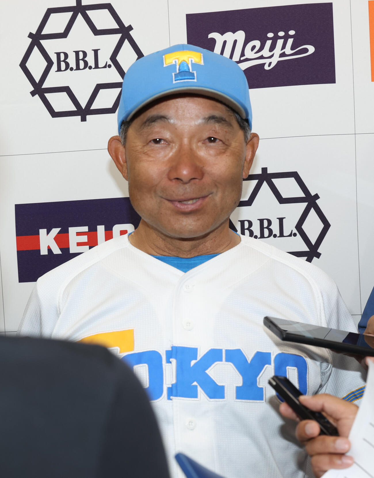 早大対東大　引き分けに終わり会見する東大・大久監督（撮影・柴田隆二）