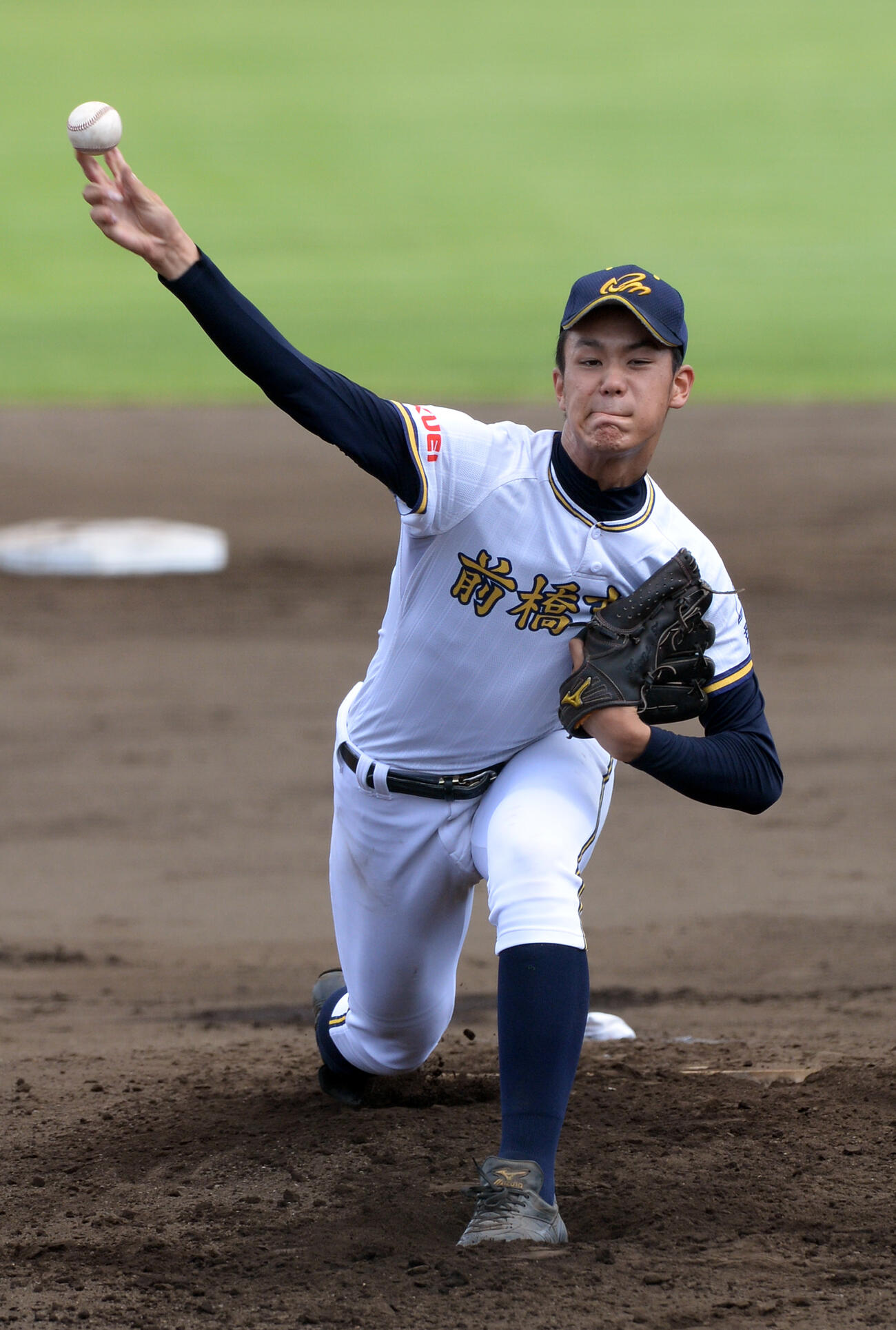 国体高校野球１回戦　前橋育英対明徳義塾　完投勝利を収めた前橋育英・高橋光成（2013年9月29日撮影）