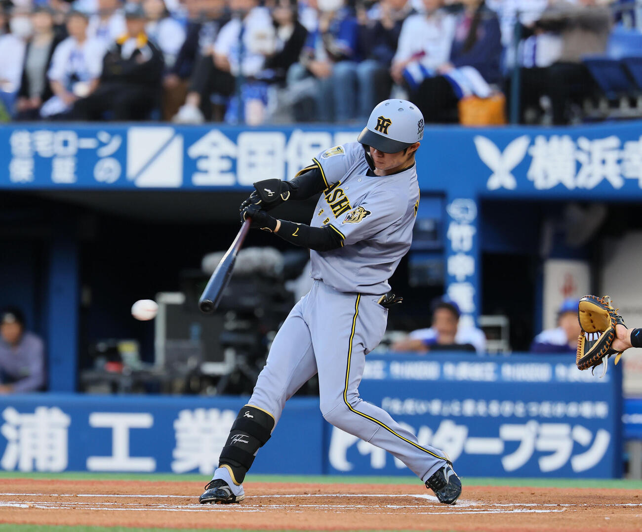 DeNA対阪神　1回表阪神無死二塁、中野拓夢は右前打を放つ（撮影・藤尾明華）