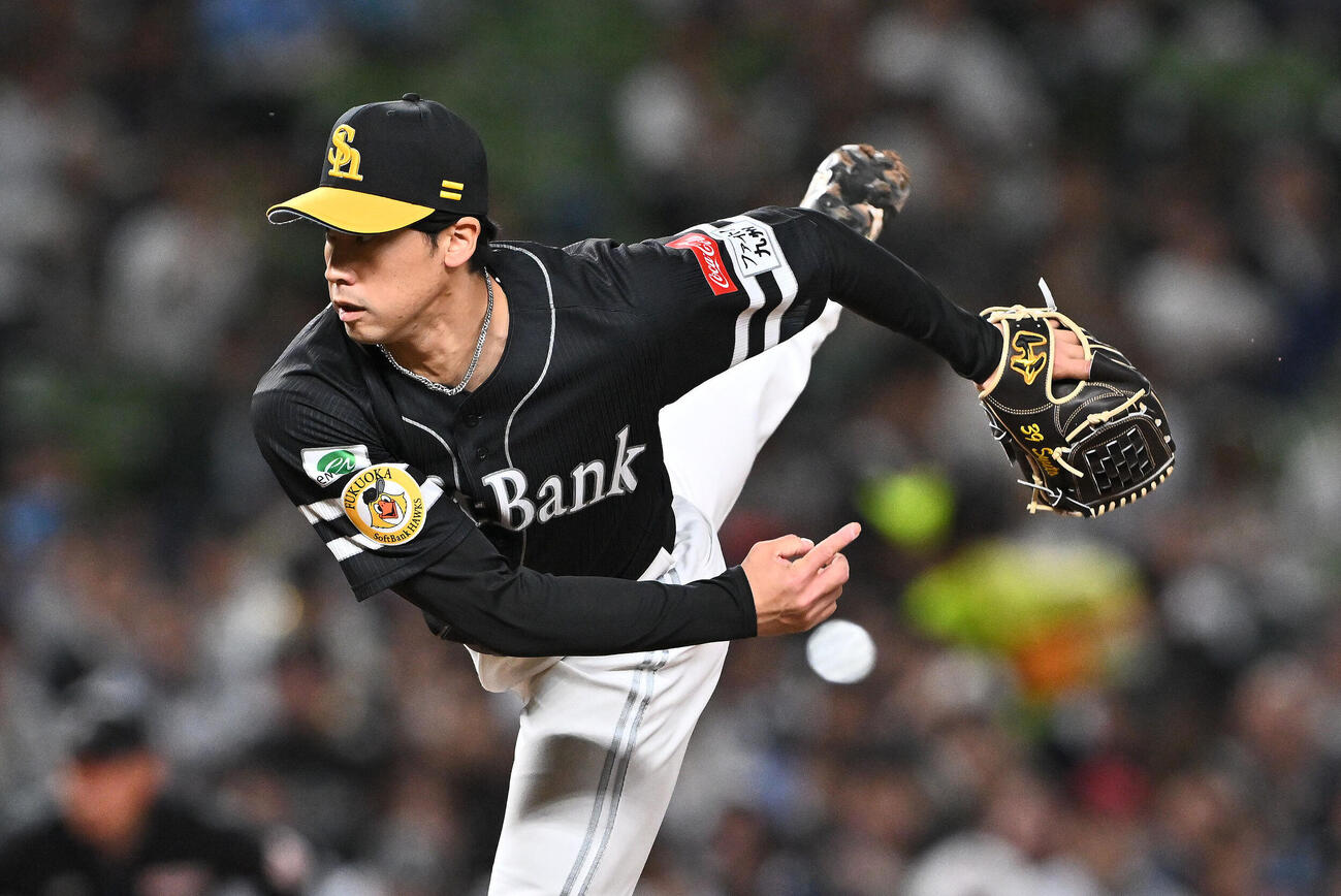 西武対ソフトバンク　ソフトバンク3番手の尾形崇斗　（撮影・滝沢徹郎）