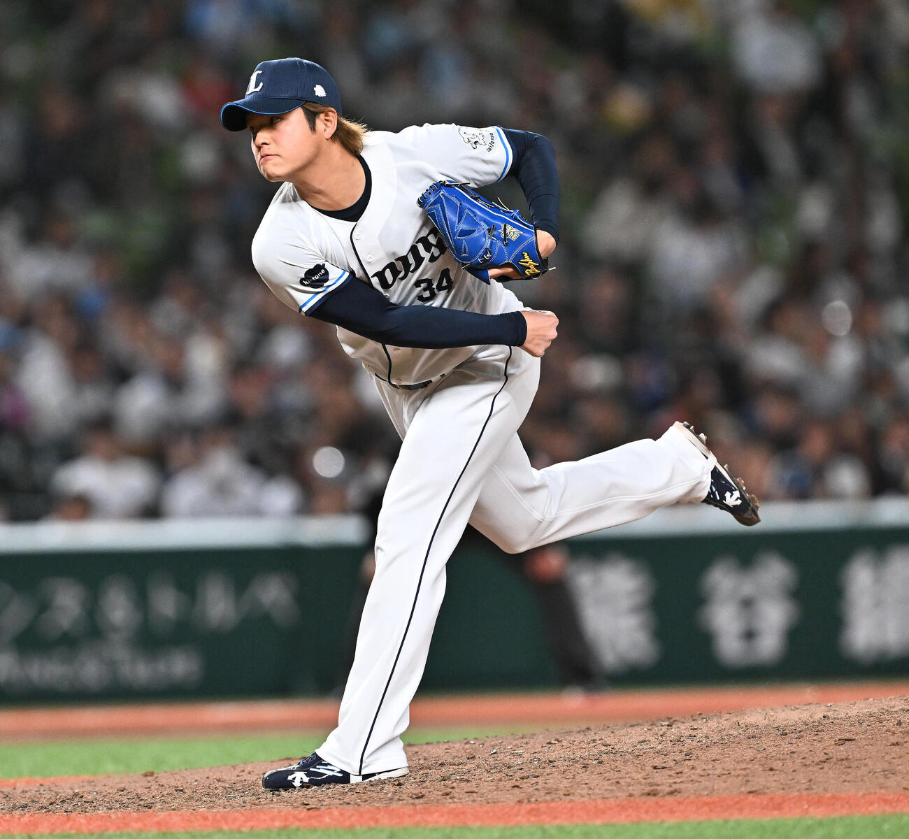 西武対ソフトバンク　西武2番手で登板する甲斐野央　（撮影・滝沢徹郎）