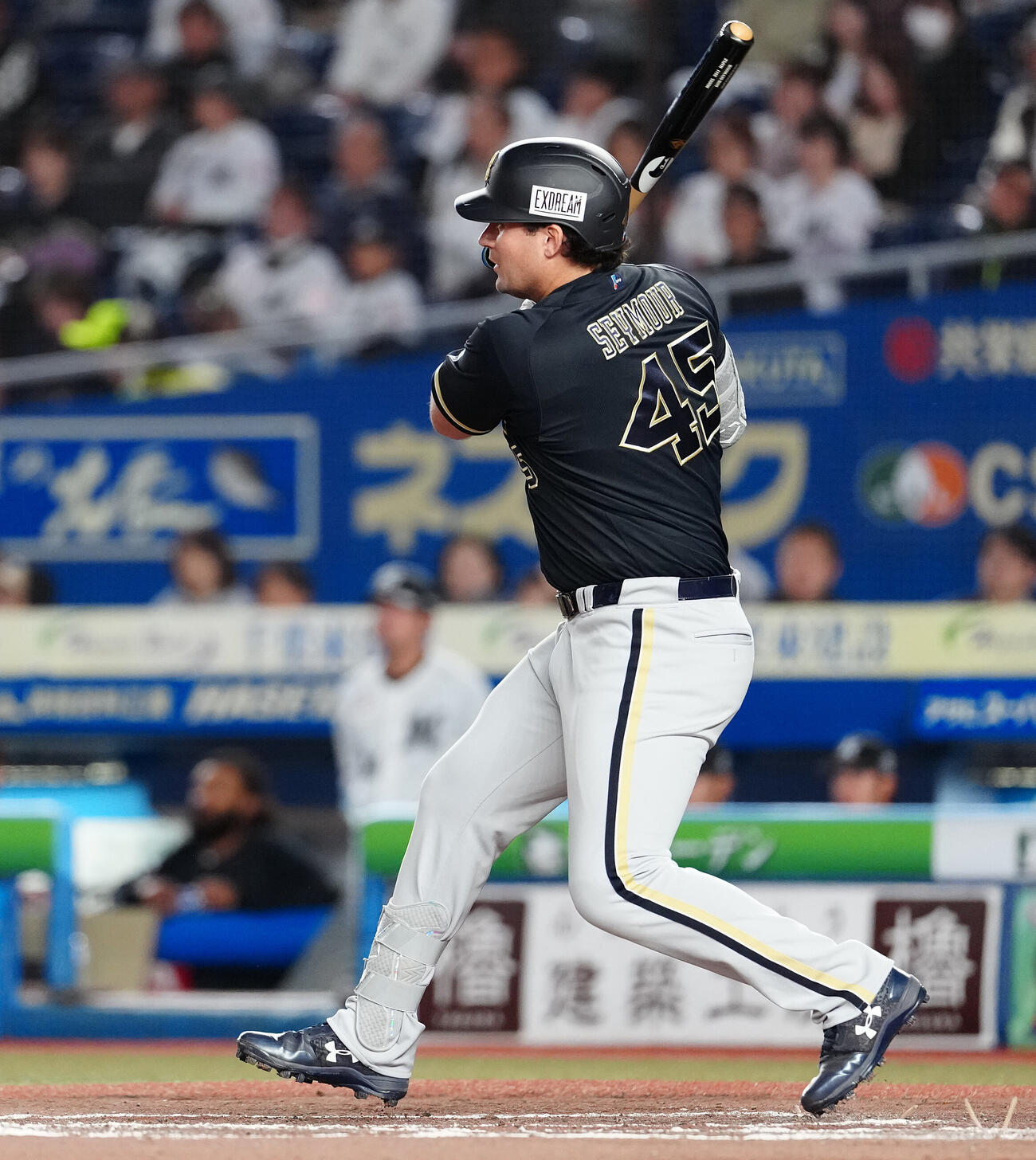 ロッテ対オリックス　6回表オリックス1死一、三塁、適時打を放つボブ・シーモア（撮影・鈴木みどり）