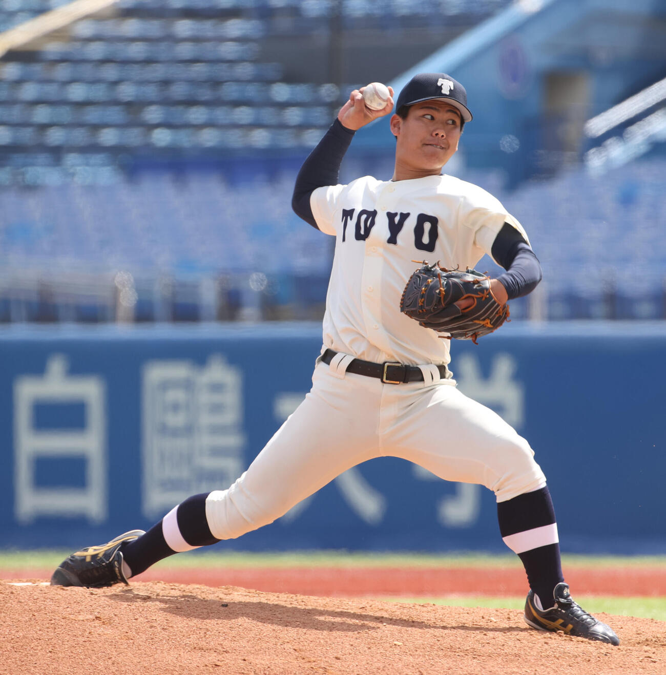 東都大学球　東洋大対国学院大　　先発した東洋大・大坪廉　（撮影・柴田隆二）.