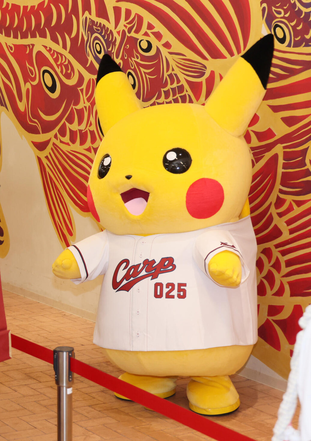 広島対ヤクルト　試合前に球場に登場したピカチュウ（2026年4月撮影）