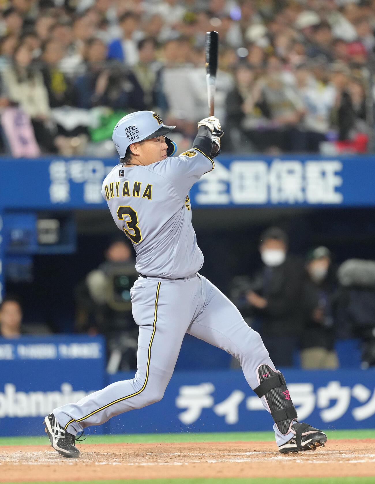 DeNA対阪神　3回表阪神2死満塁、大山悠輔は満塁本塁打を放つ（撮影・足立雅史）
