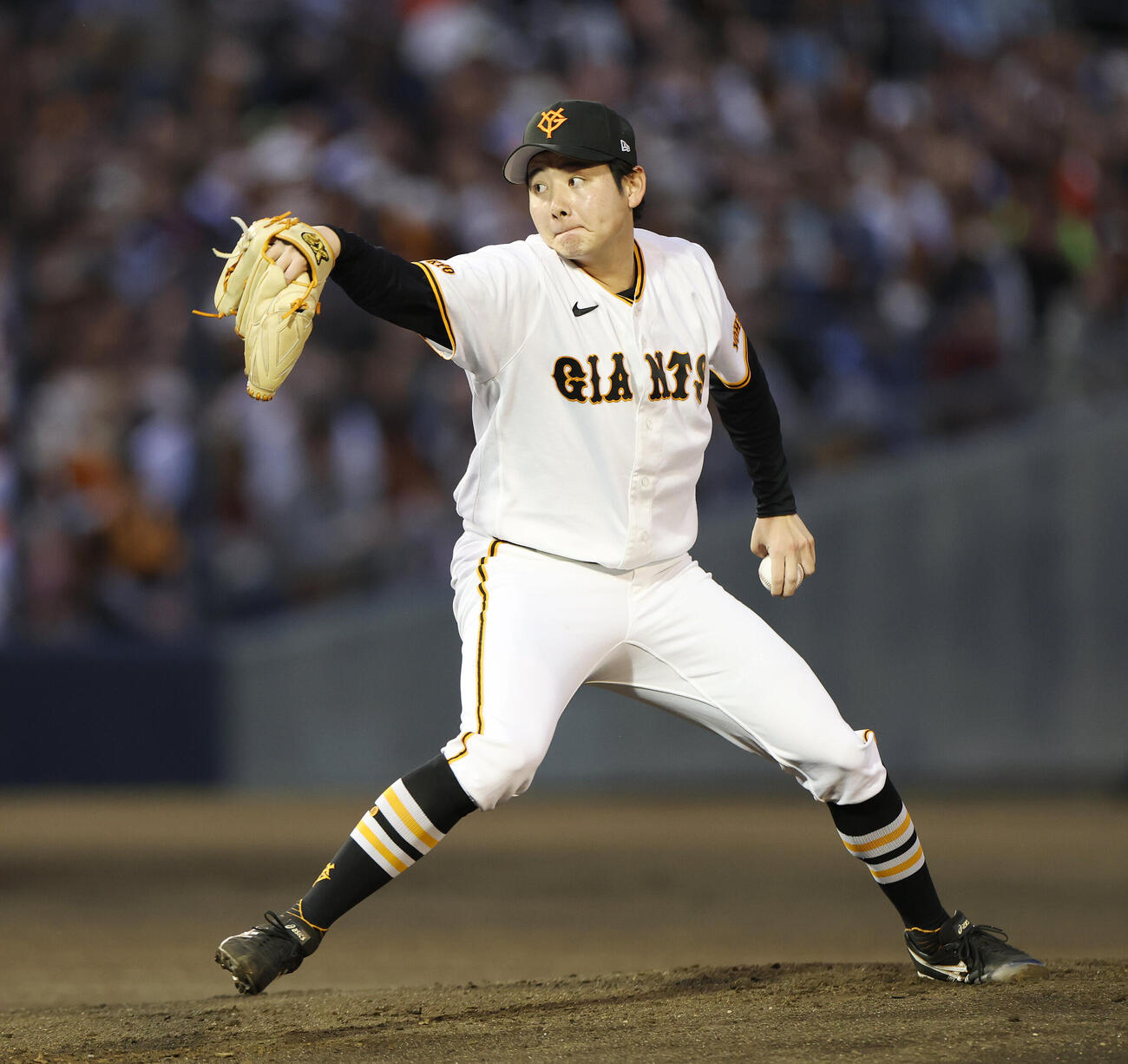 巨人対中日　巨人先発の竹丸和幸（撮影・宮地輝）