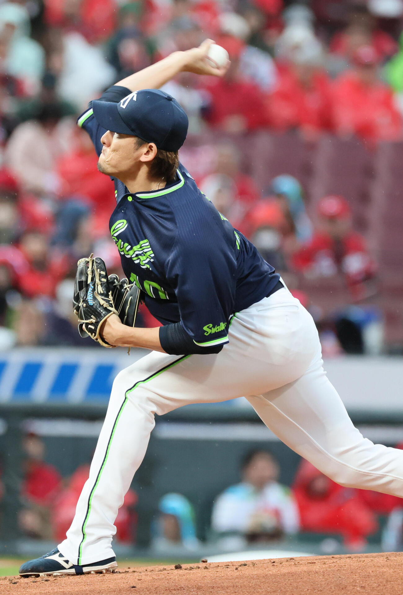 広島対ヤクルト　ヤクルト先発の高梨裕稔（撮影・加藤孝規）