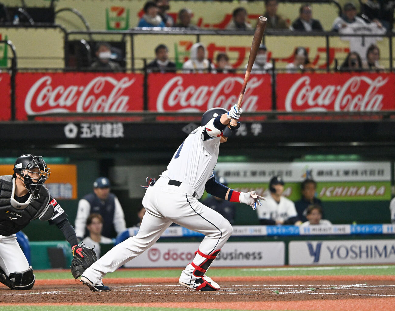 西武対ソフトバンク　7回裏西武2死二塁、代打栗山巧は二ゴロに倒れる（撮影・滝沢徹郎）