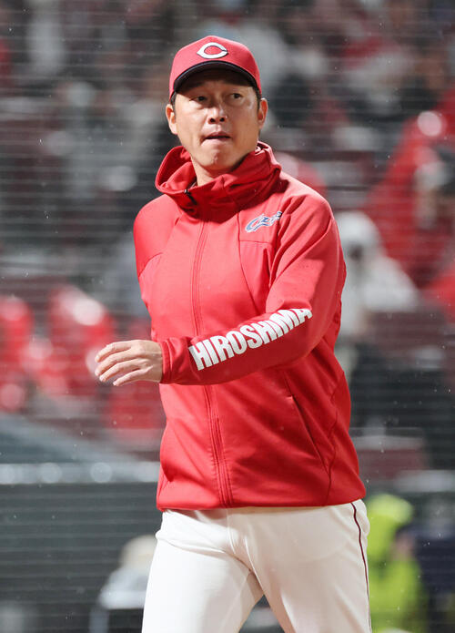 【広島】新井監督「常に何とかしたい思っています」2戦連続＆今季3度目の完封負け　／一問一答