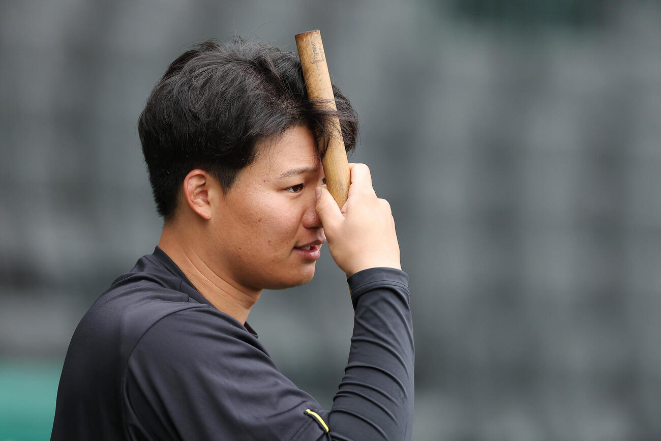 練習に臨む阪神森下翔太（撮影・前田充）
