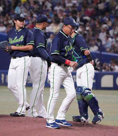 【ヤクルト】今季初のサヨナラ負け　サンタナ本塁打の不敗神話崩壊で連勝２でストップ