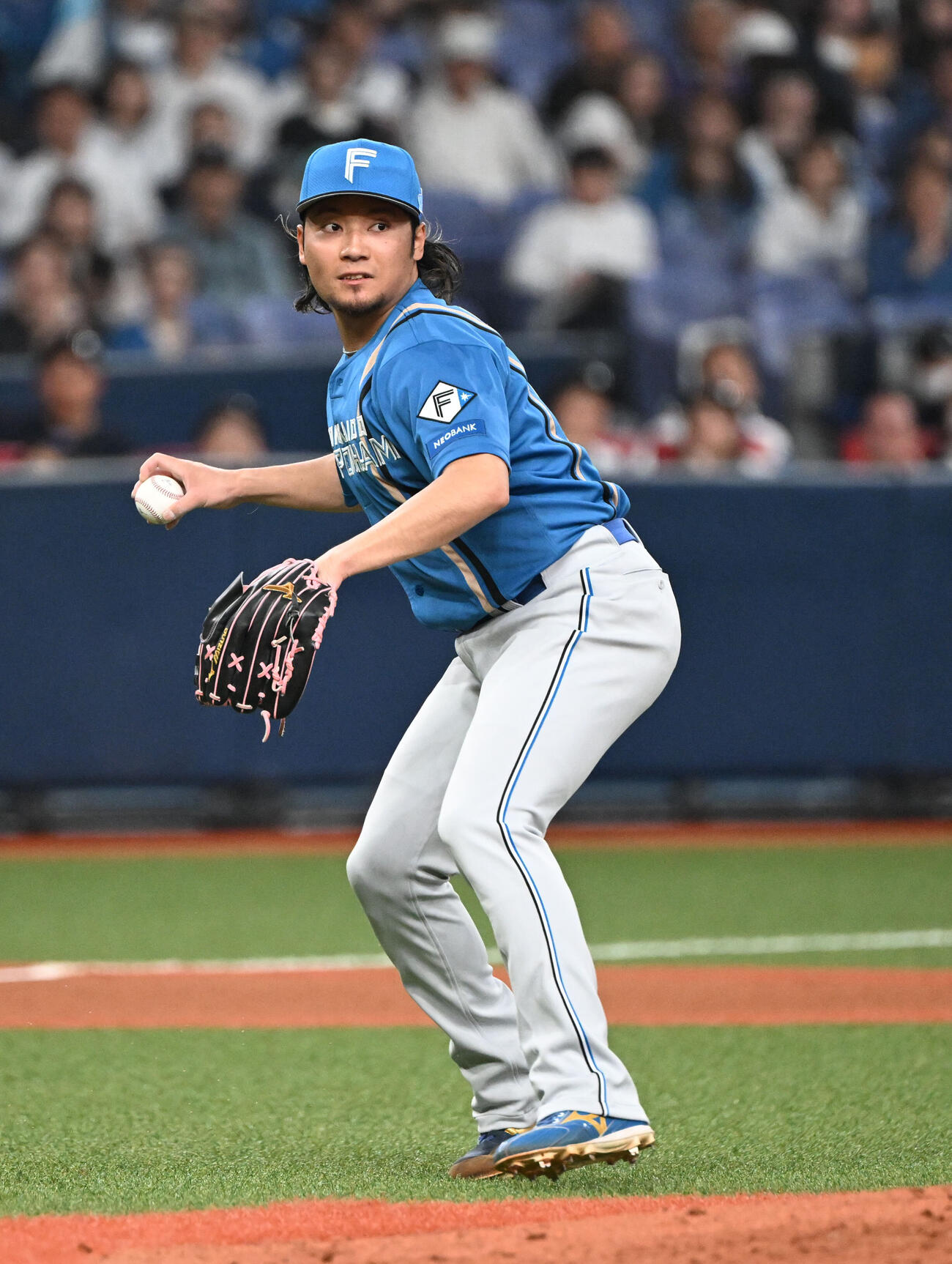 オリックス対日本ハム　6回裏オリックス1死、紅林弘太郎を投ゴロに打ち取る伊藤大海（撮影・和賀正仁）