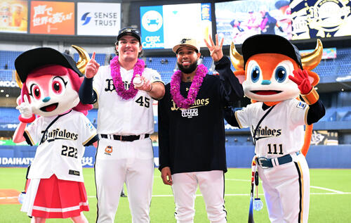 【オリックス】エスピノーザ２年ぶり２度目開幕４連勝「ボブが打って喜び爆発」僚友シーモアＶ弾