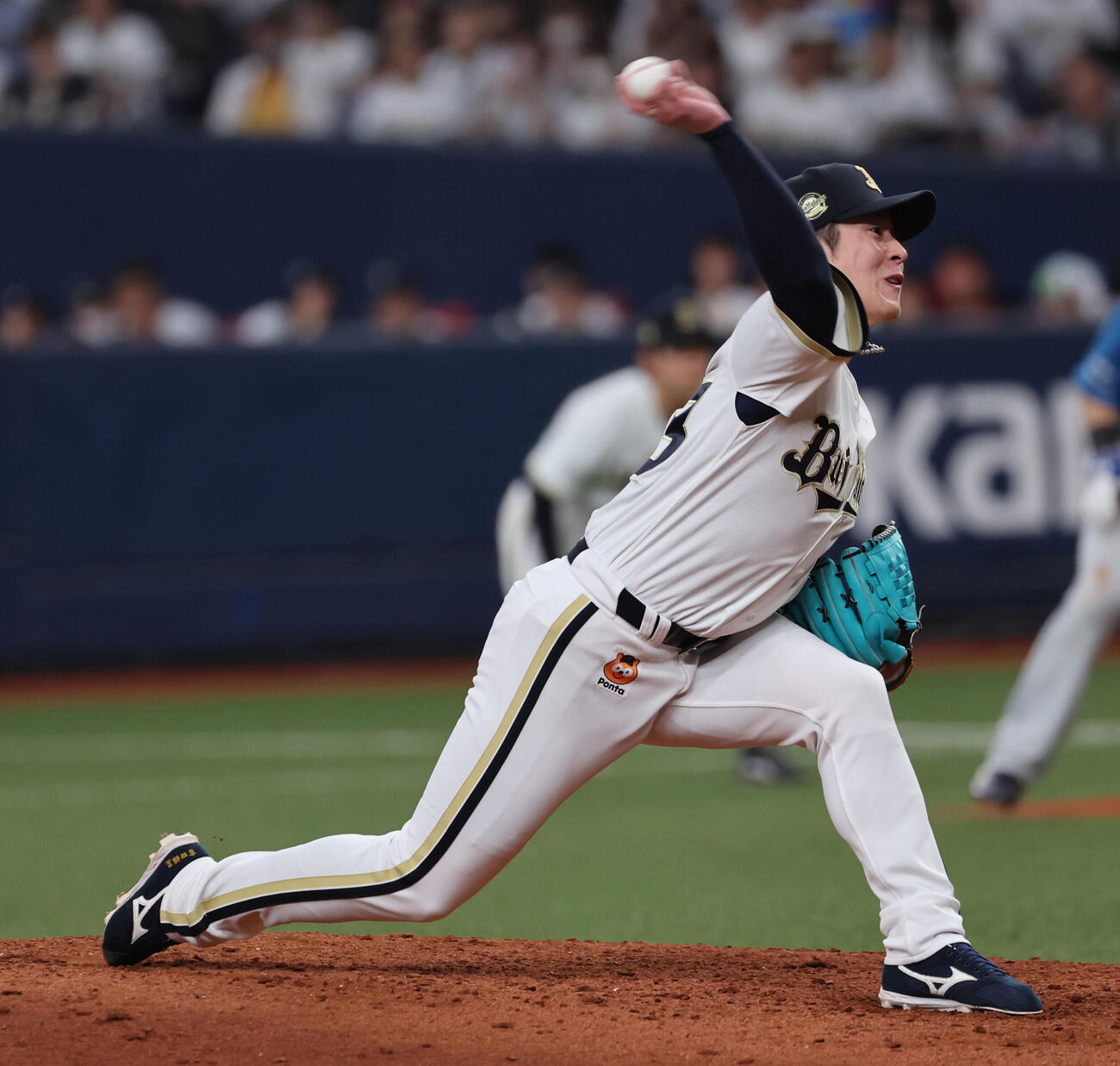 オリックス対日本ハム　7回表日本ハム2死満塁、打者レイエスの場面で登板したオリックス対4番手の吉田輝星は1球で打ち取る（撮影・西尾就之）
