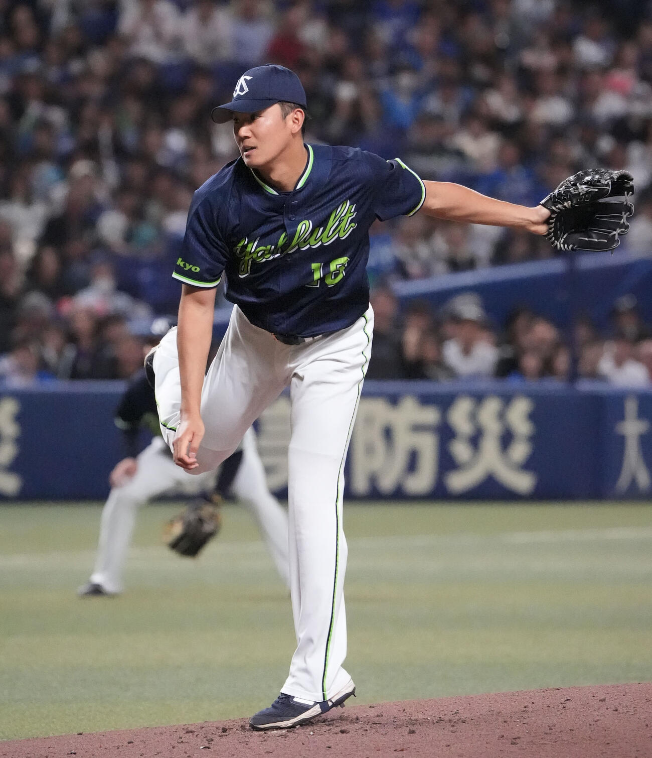 中日対ヤクルト　1回裏、登板するヤクルト先発の奥川恭伸（撮影・森本幸一）