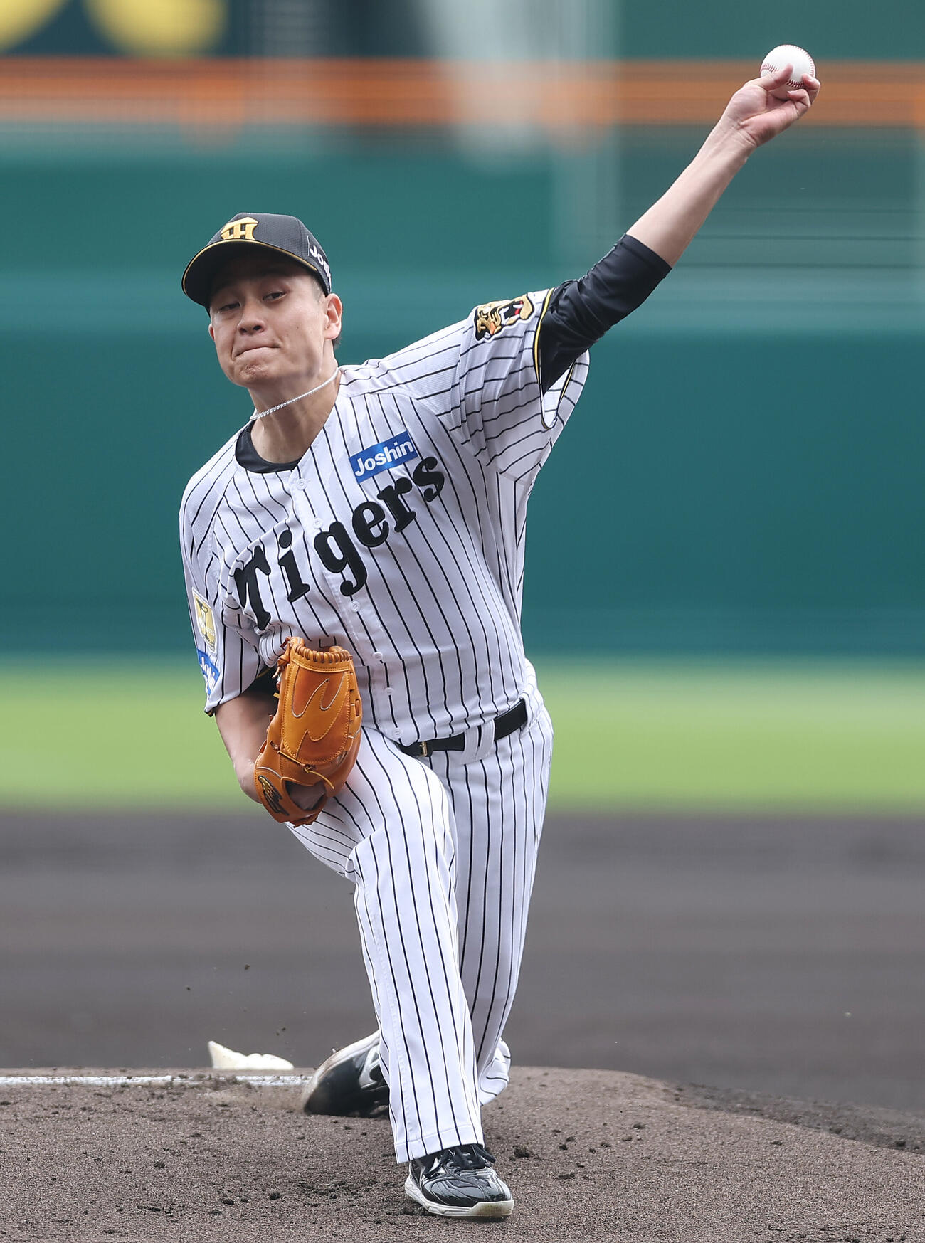 阪神対広島　力投する阪神先発の大竹耕太郎（撮影・前田充）