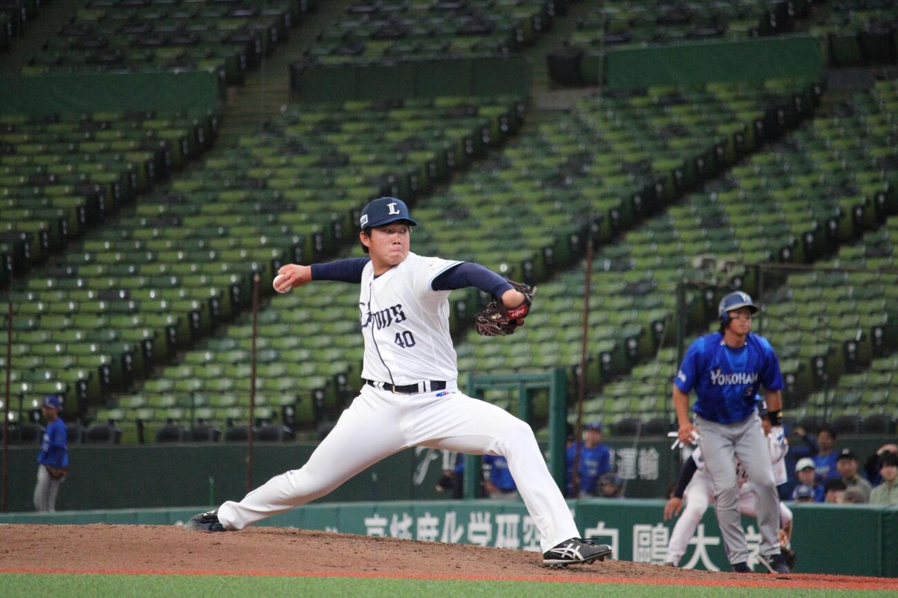 DeNA戦で2軍初登板したドラフト4位・堀越（撮影・金子真仁）