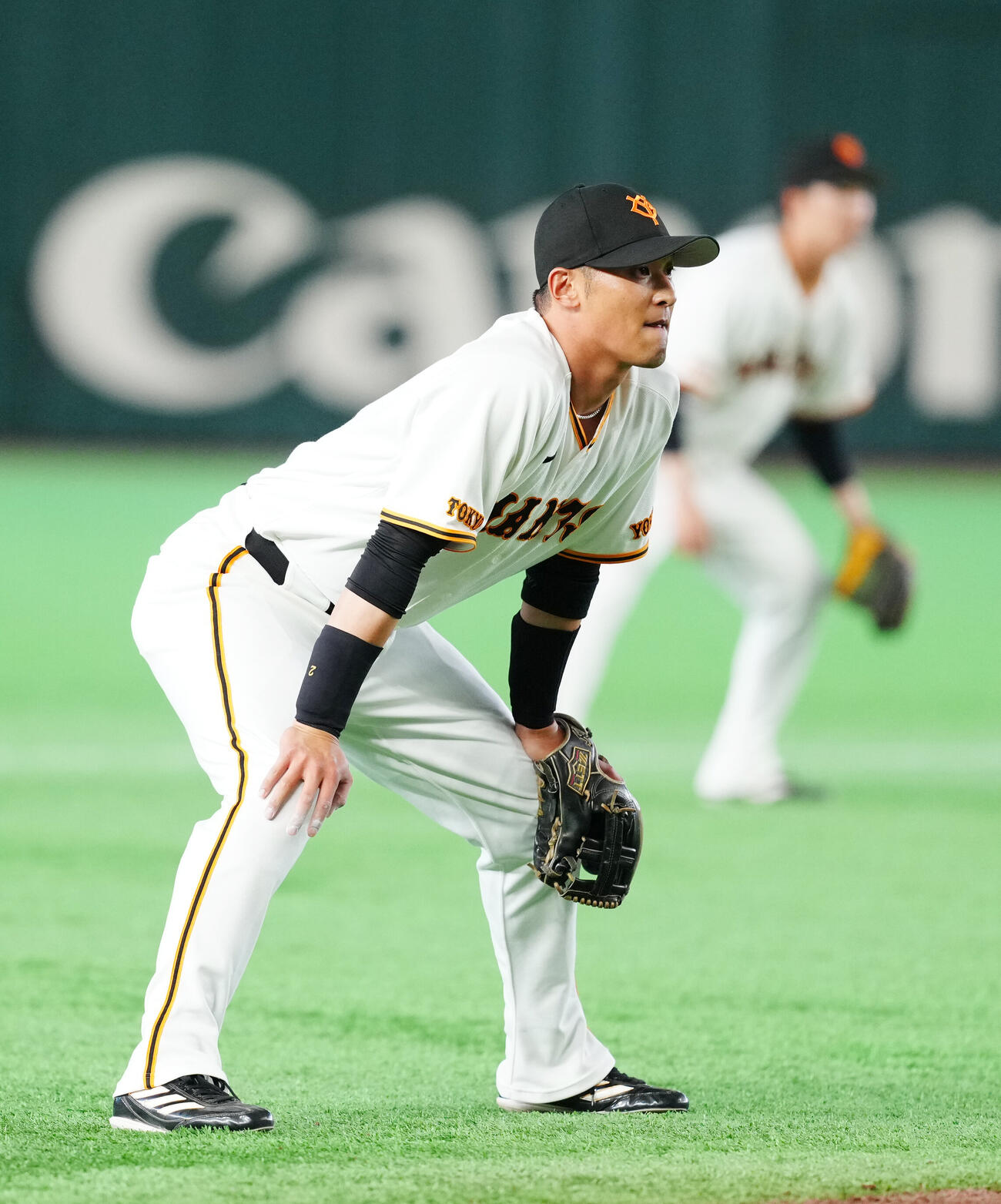 巨人対広島　6回表、三塁の守備に就く巨人吉川尚輝（撮影・江口和貴）