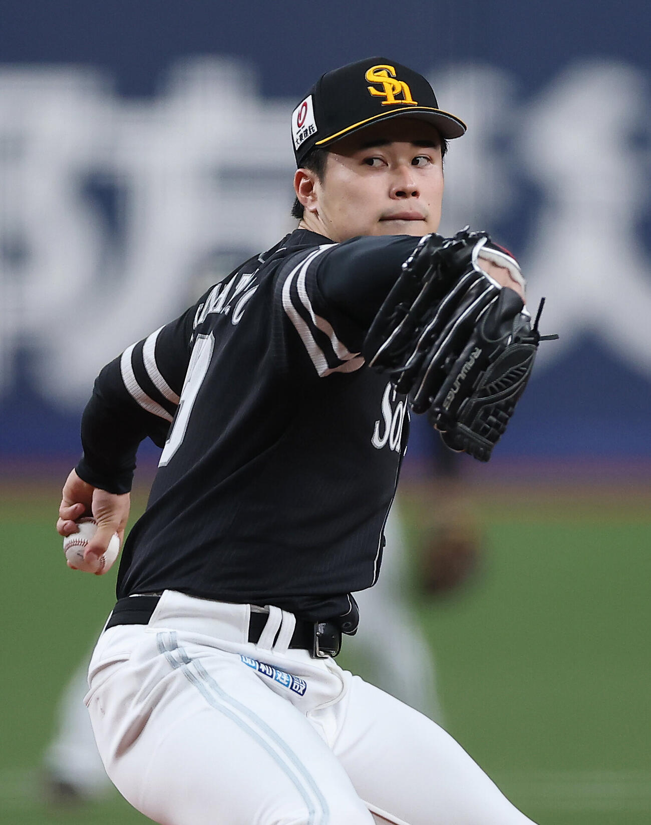 オリックス対ソフトバンク　力投するソフトバンク先発の松本晴（撮影・前田充）