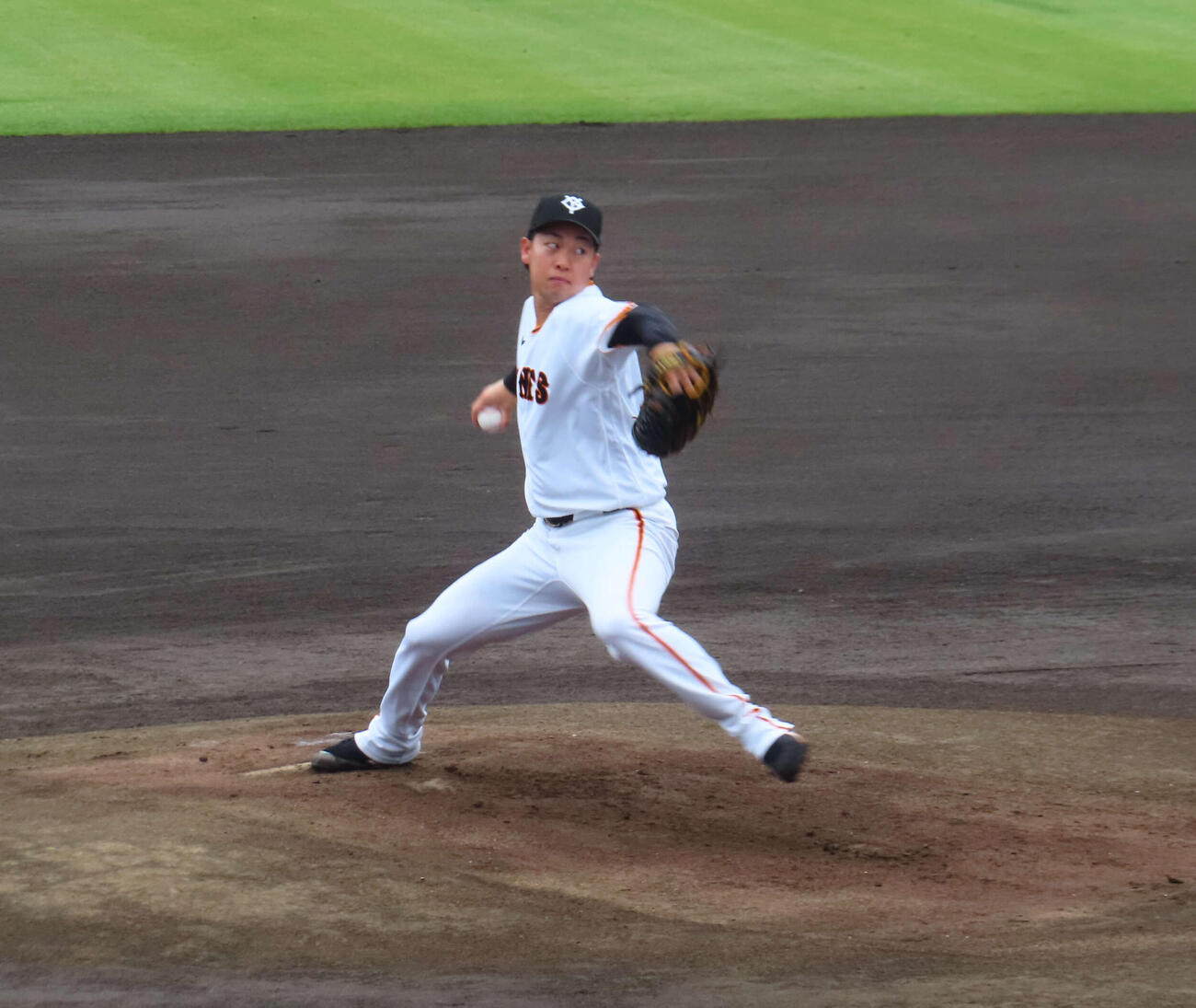 ライブBPに登板した巨人山崎伊織