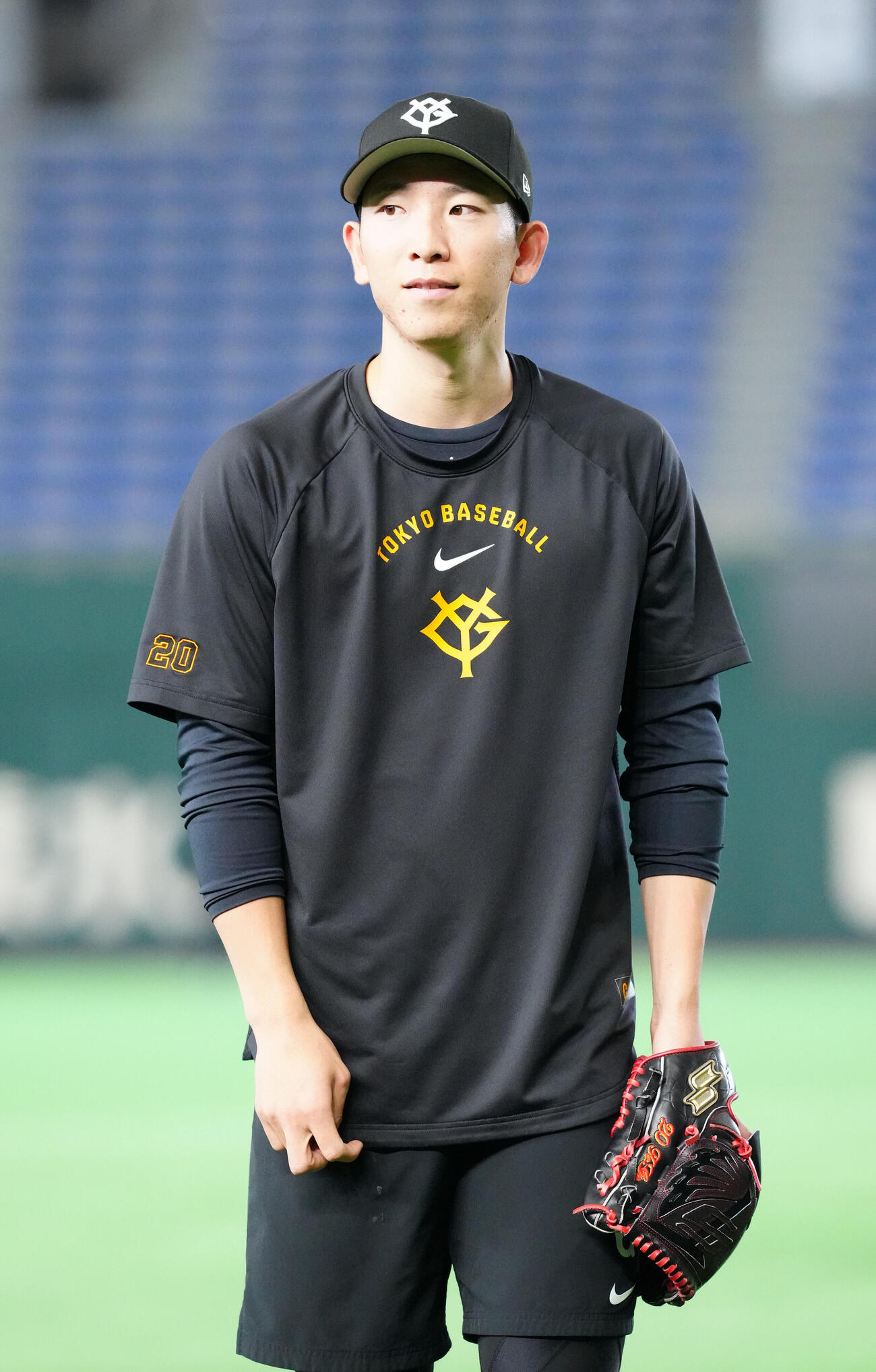 巨人対広島　試合前練習を行う巨人戸郷翔征（撮影・江口和貴）