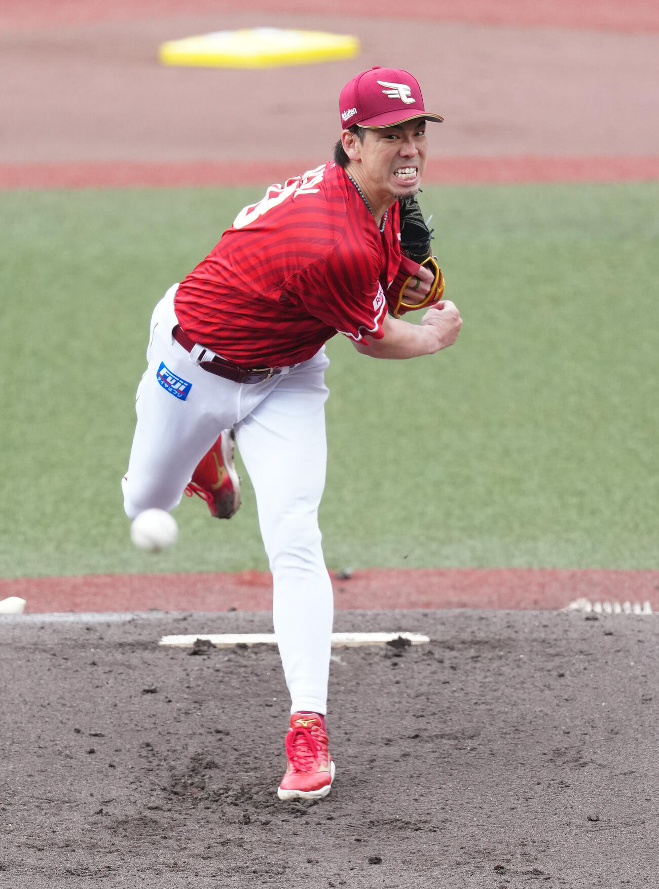 ロッテ対楽天　先発し力投する楽天前田健太（撮影・鈴木みどり）