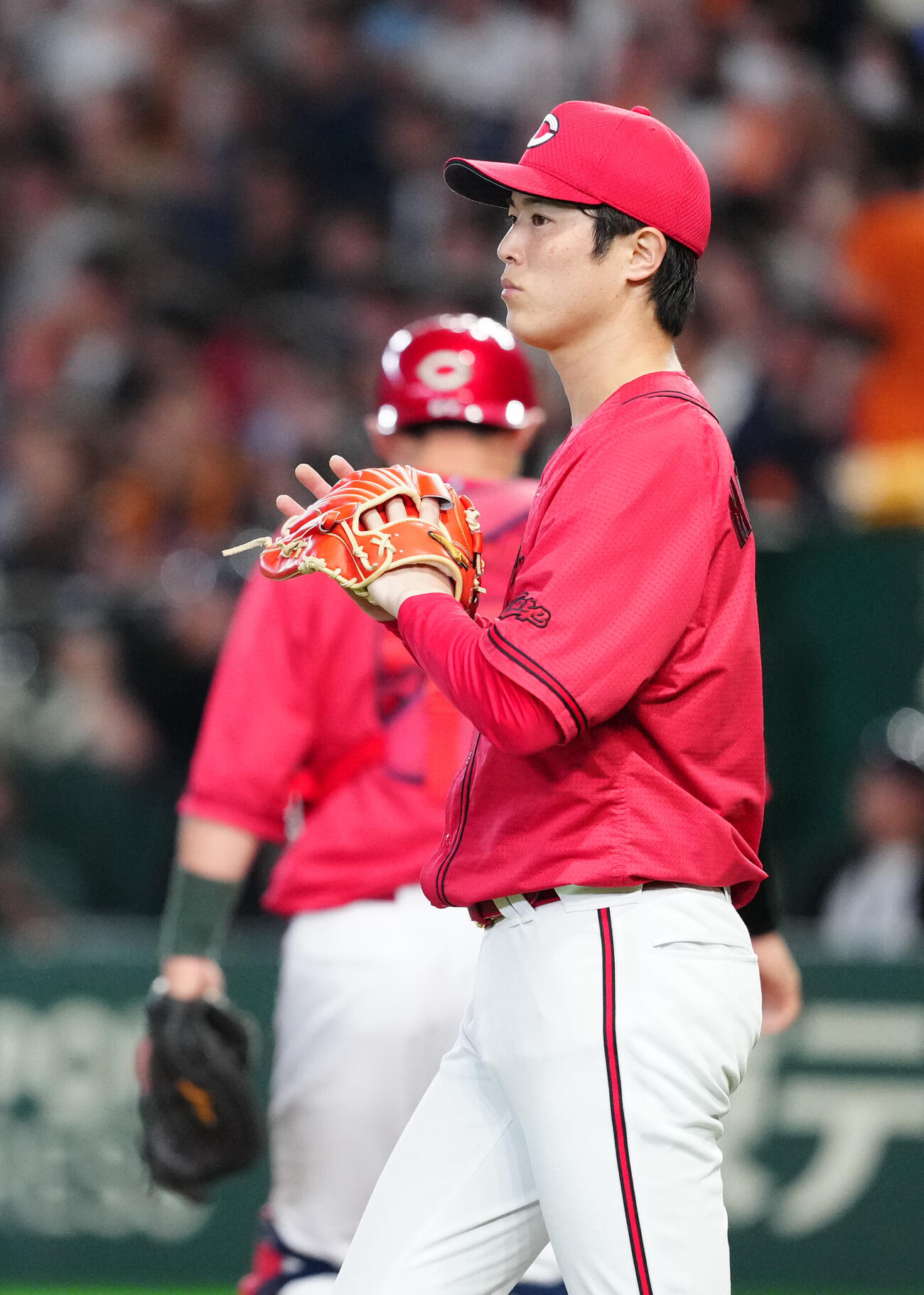 巨人対広島　2回裏巨人無死一、二塁、増田陸に中前打を浴びた森下暢仁（撮影・江口和貴）